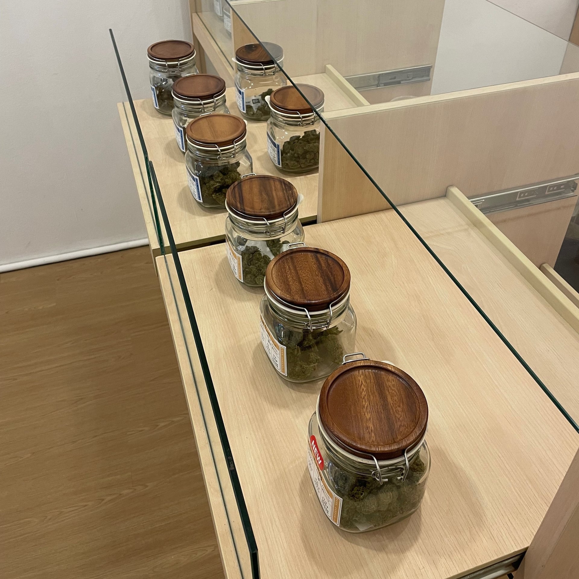 Hana Cannabis Bang Na