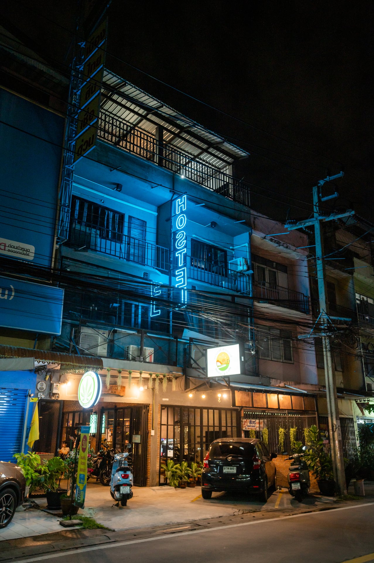 Another High Away Hostel - Bangkok