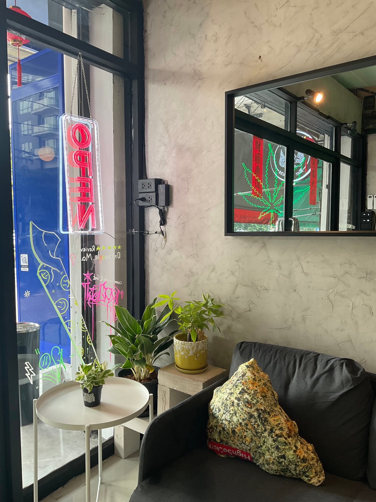 Thai Angel Bar & Buds