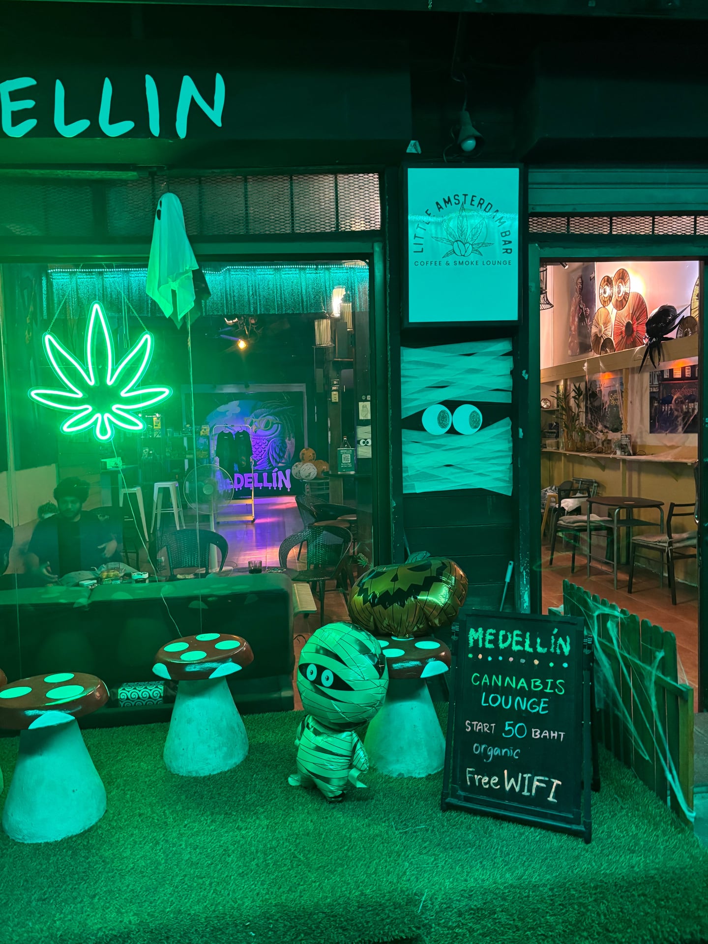 MEDELLÍN - Yes, We Cannabis