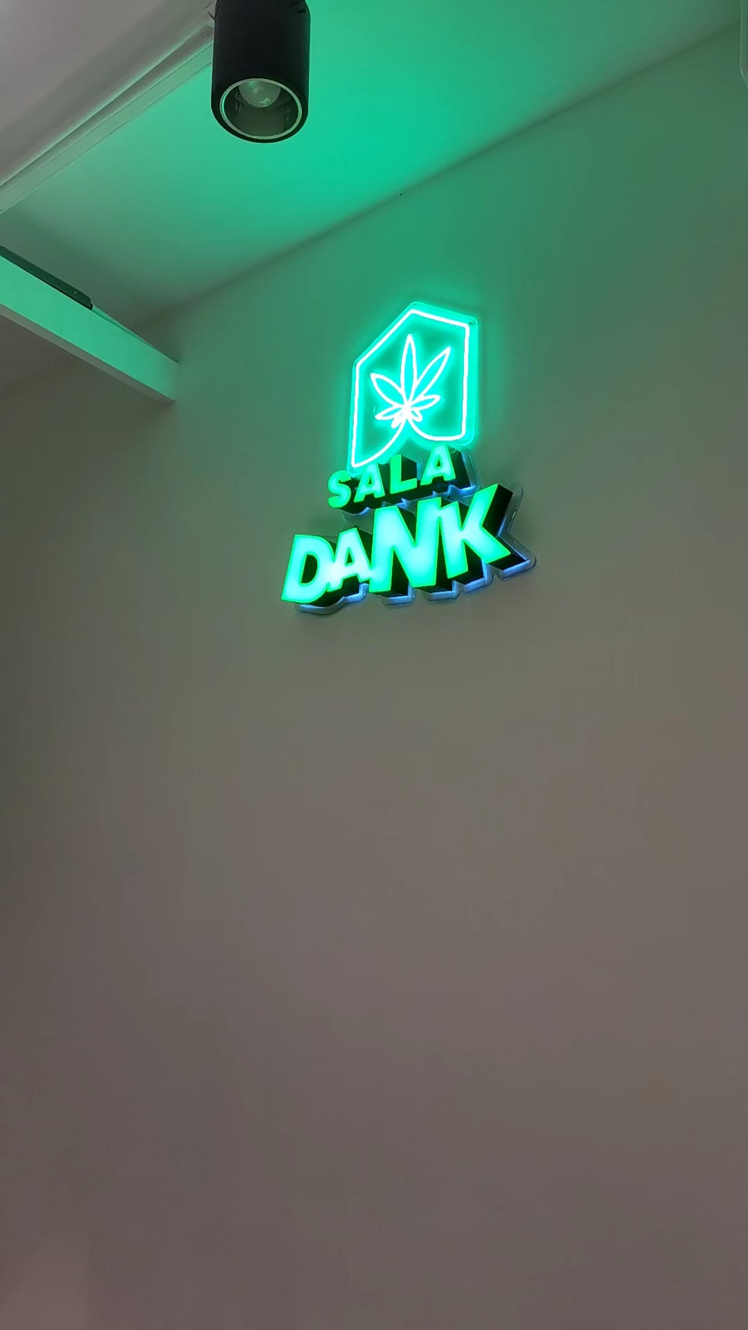 SALA DANK Organic Cannabis Lounge Silom