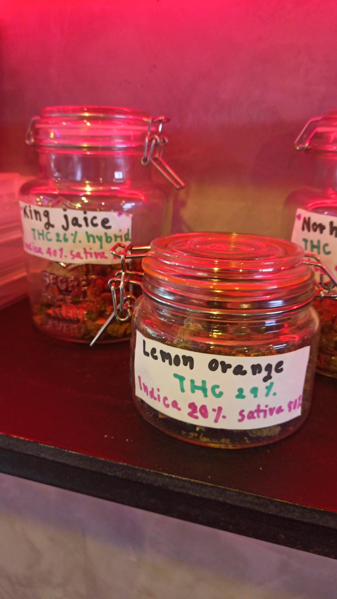 Ec Cafe Bangkok Sukhumvit33 1 Everyone Cannabis