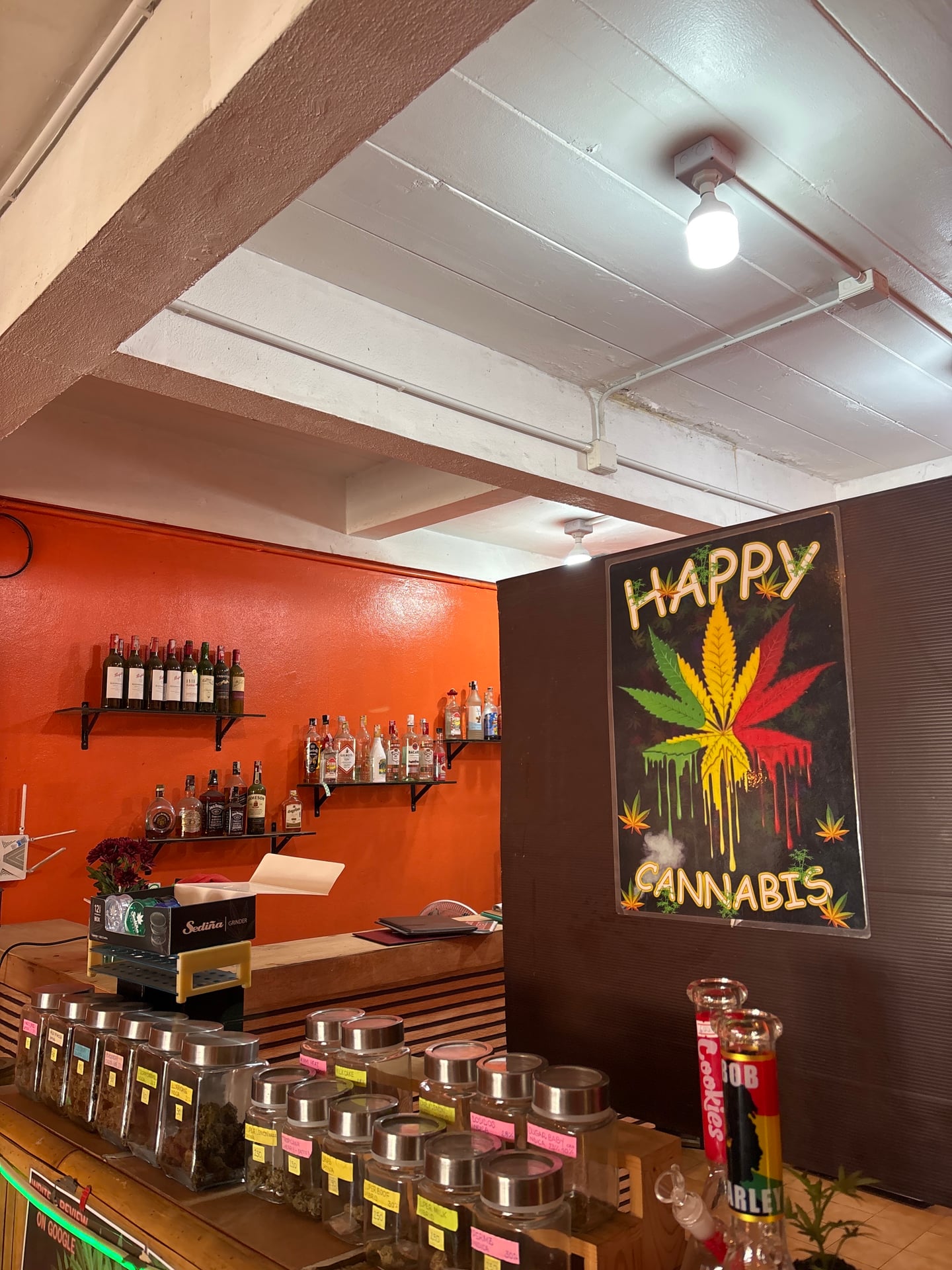 Happy Cannabis Delivery - Weed Coffeeshop