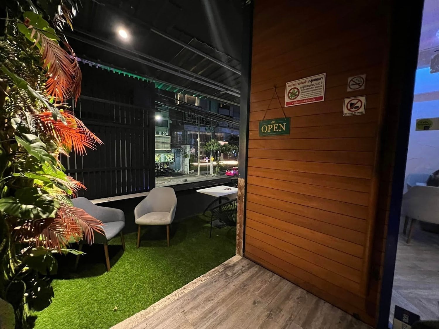 Bong Party X Bangkok Exotics