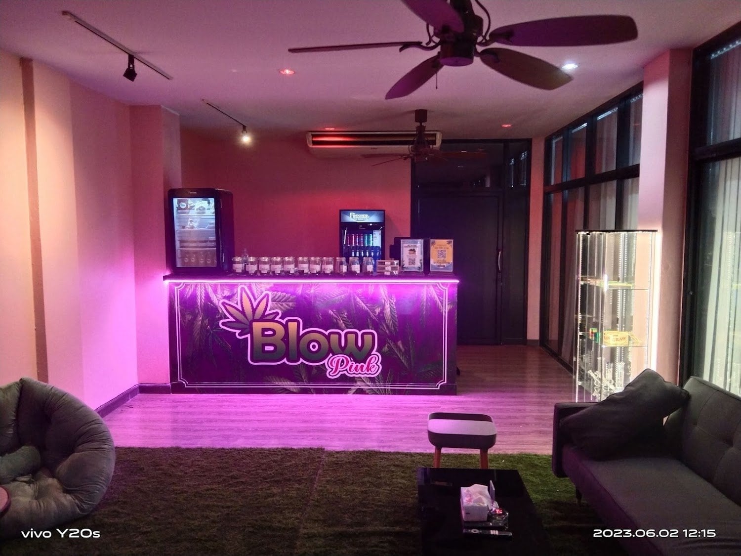 Blow Pink