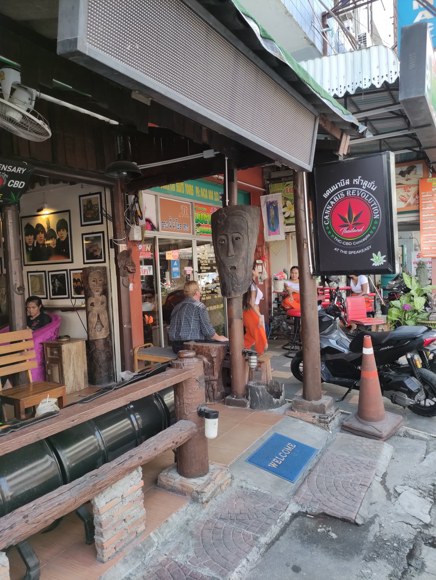 Breaking Bud In Pattaya