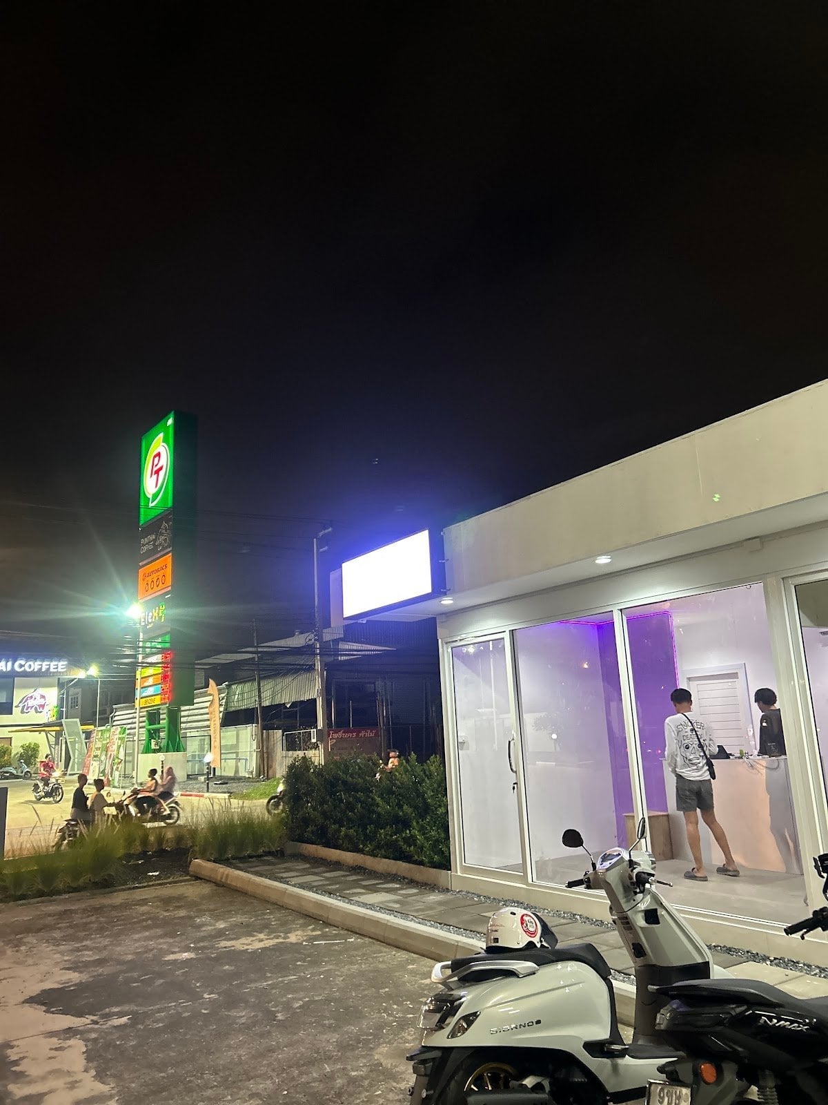 Puffweedz Dispensary ,Cannabis