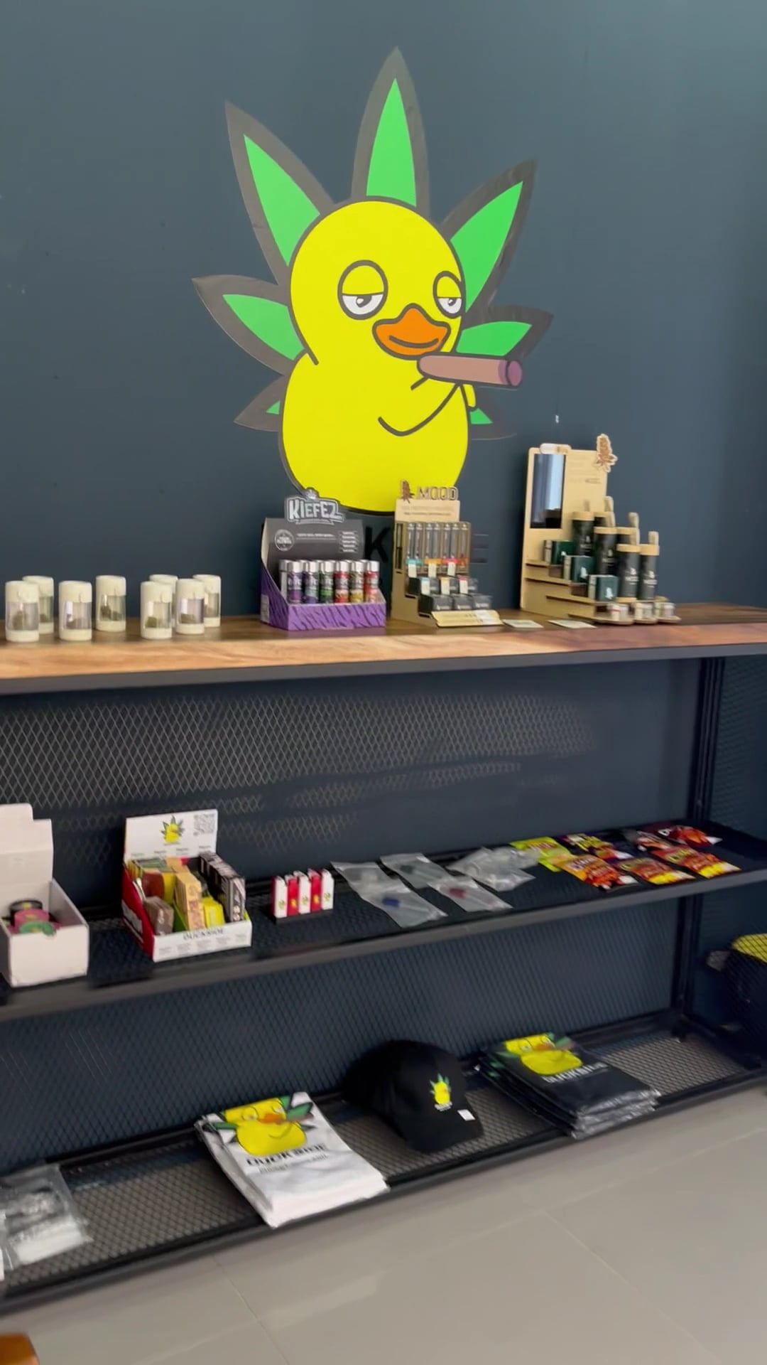 DUCKSIDE Cannabis Shop Kata