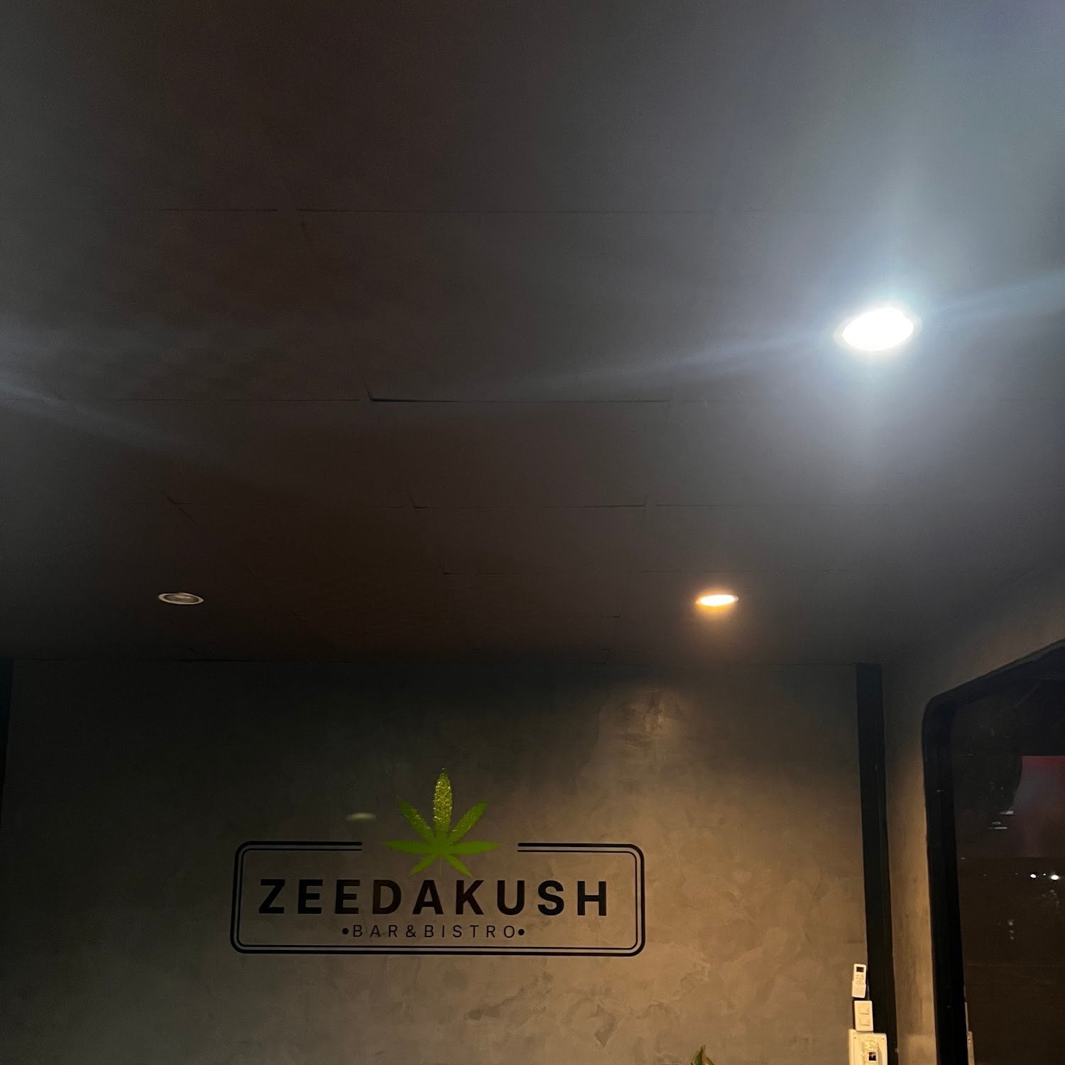 ZEEDAKUSh