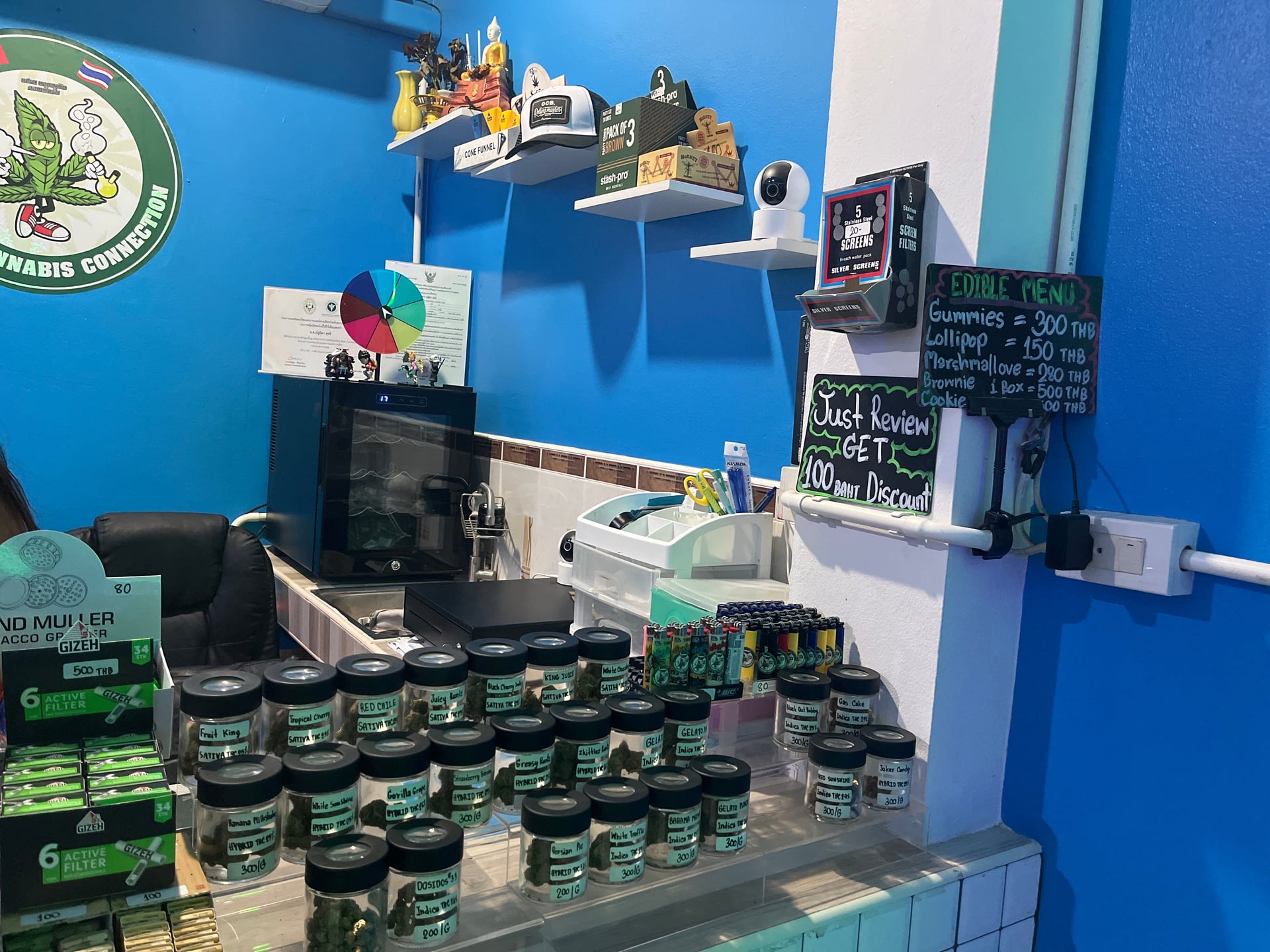 French Cannabis Connection Dispensary Weed & Store Motorbike Kamala