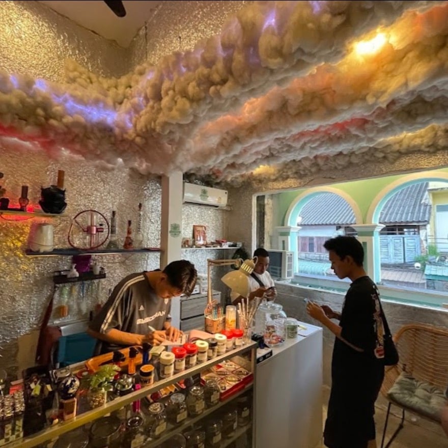 Stoner Phuket Old Town