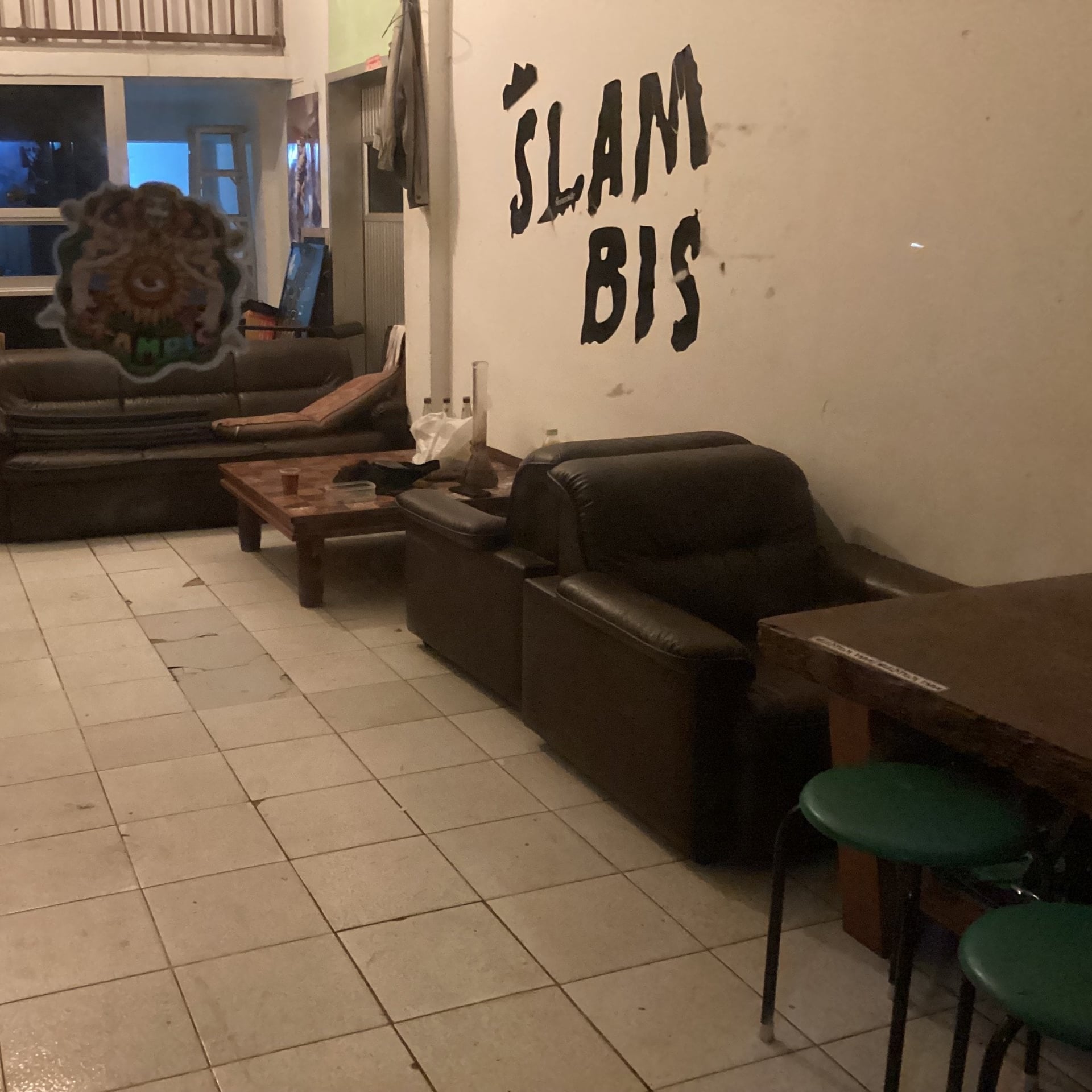 1 X Slambis