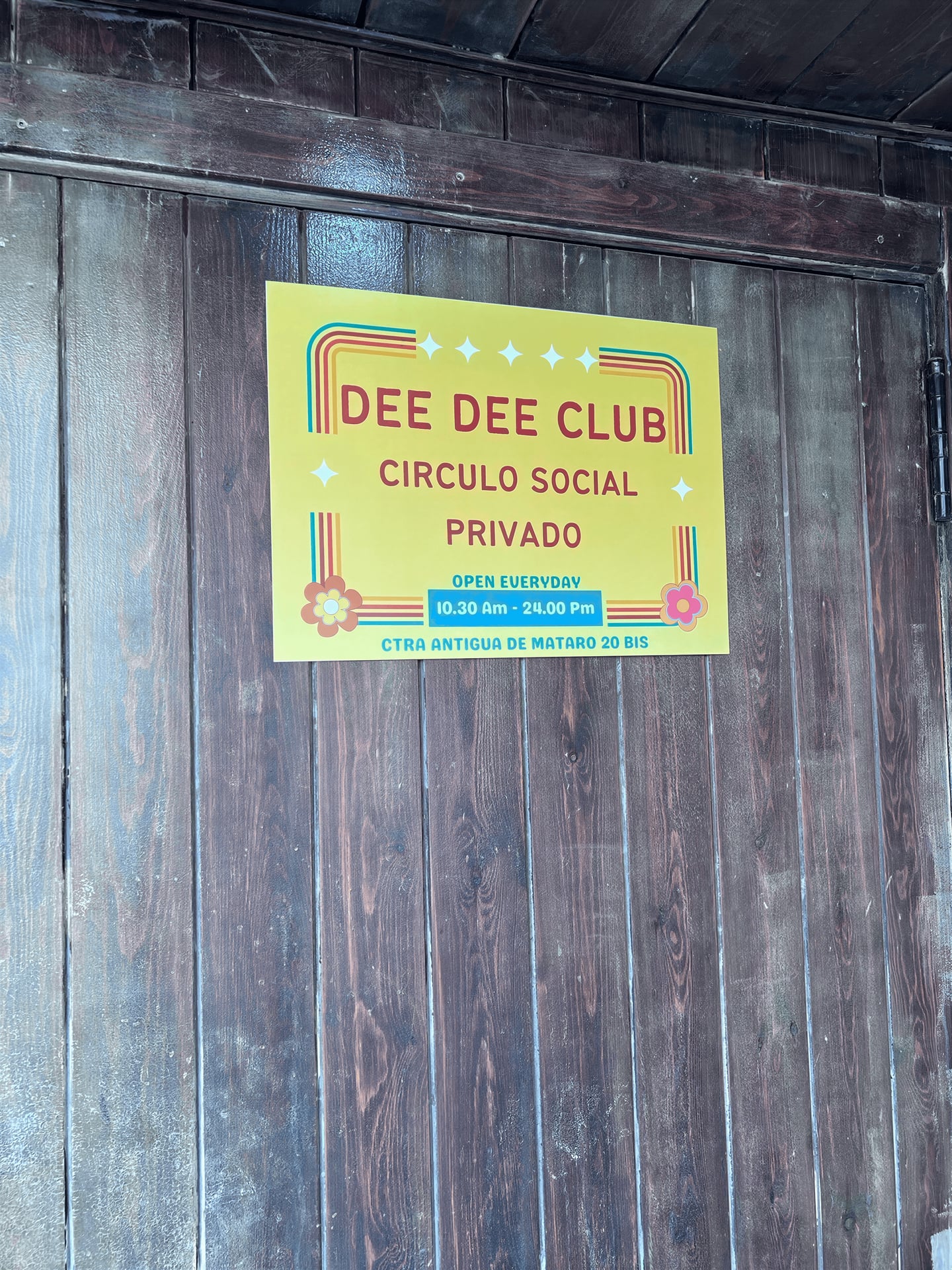Dee Dee Club