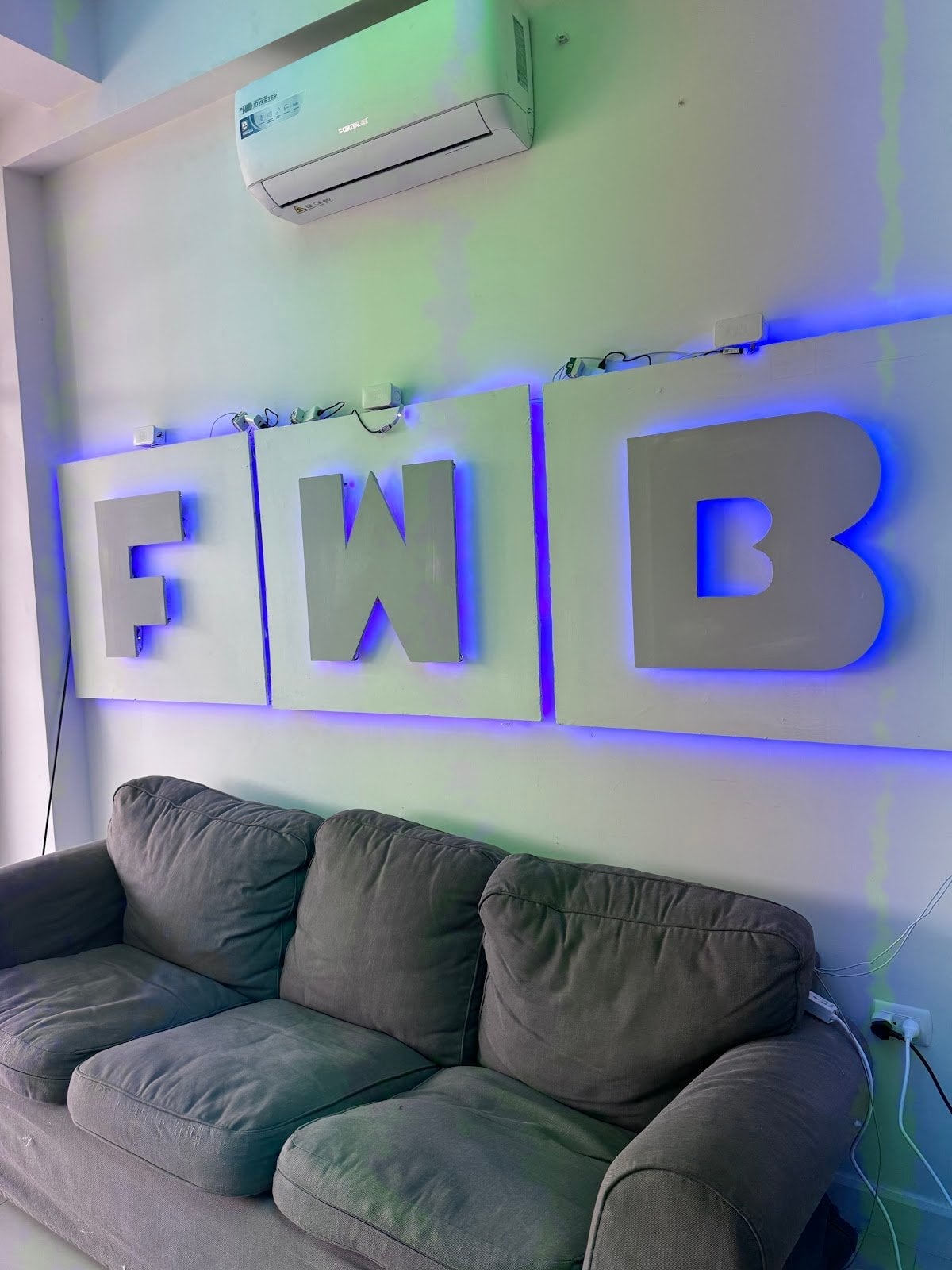 Fwb3