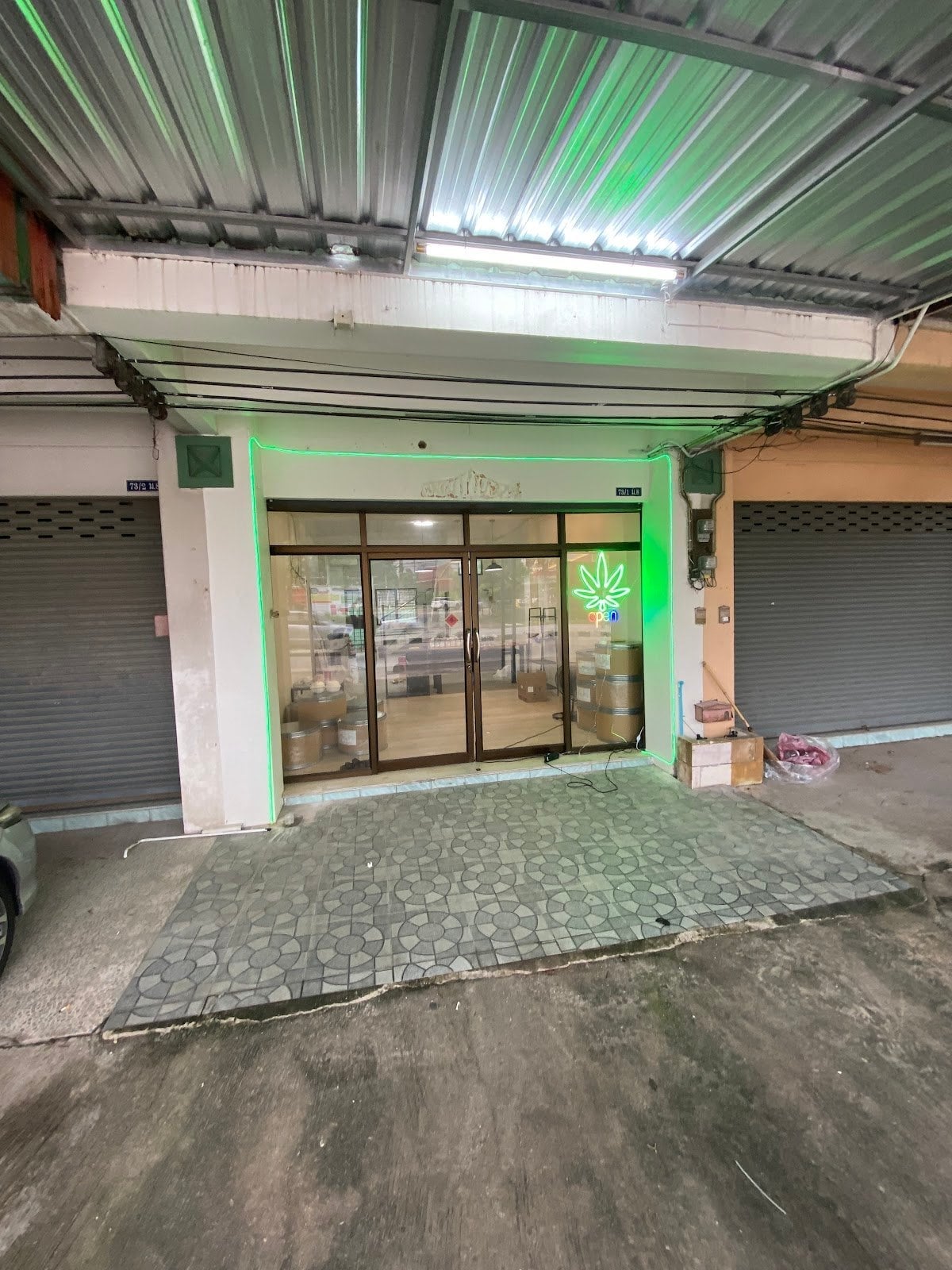 Cannabis Bar