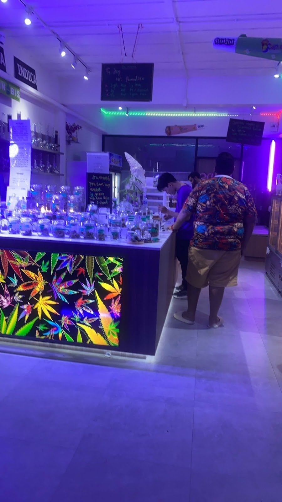 Dr Weed Patong