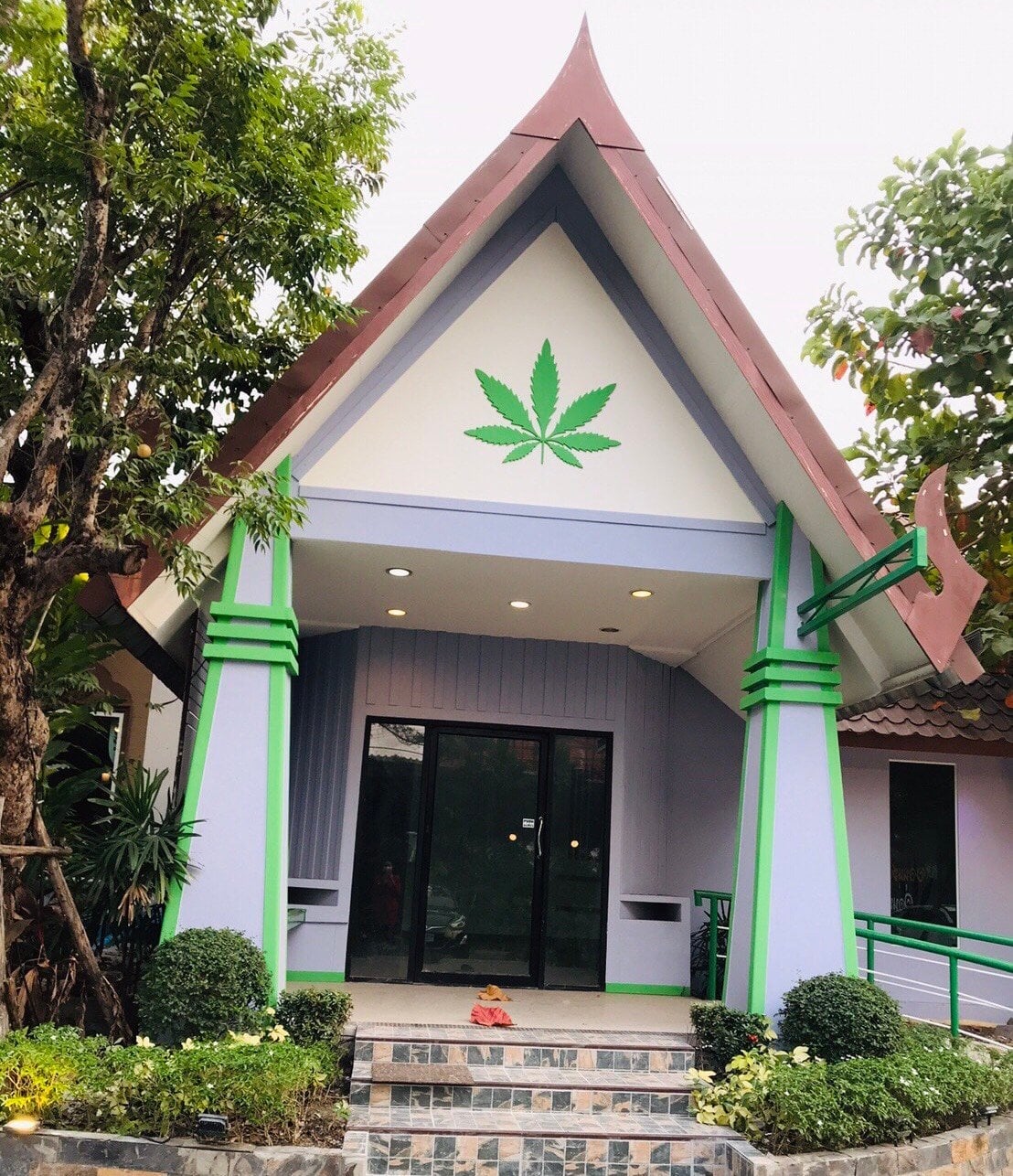 420 BKK