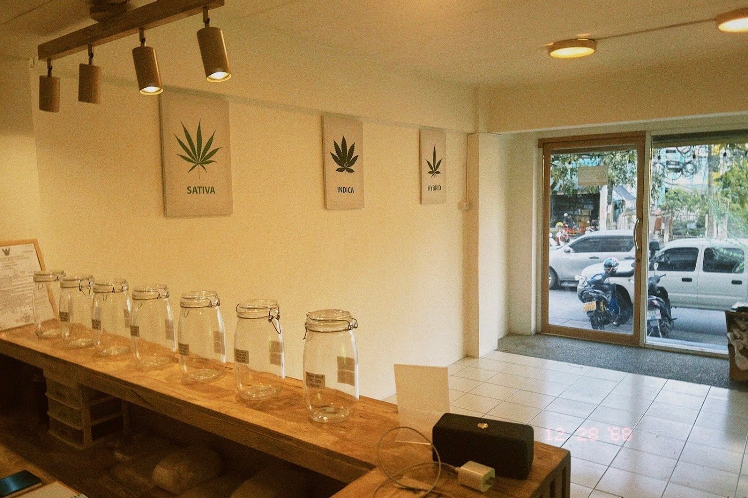 Maroll Cannabis