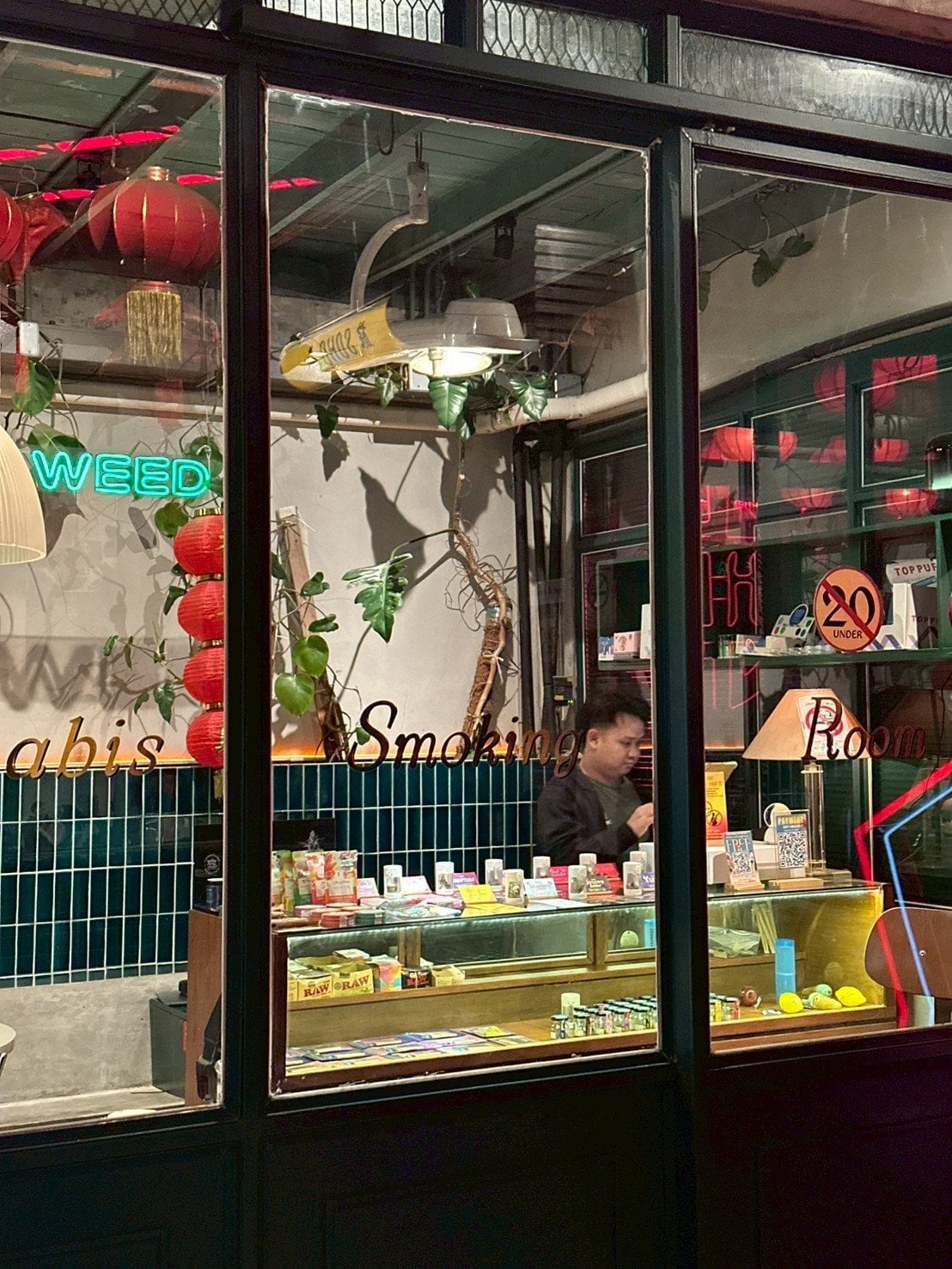 Heaven Of Weed - Soho Community Branch