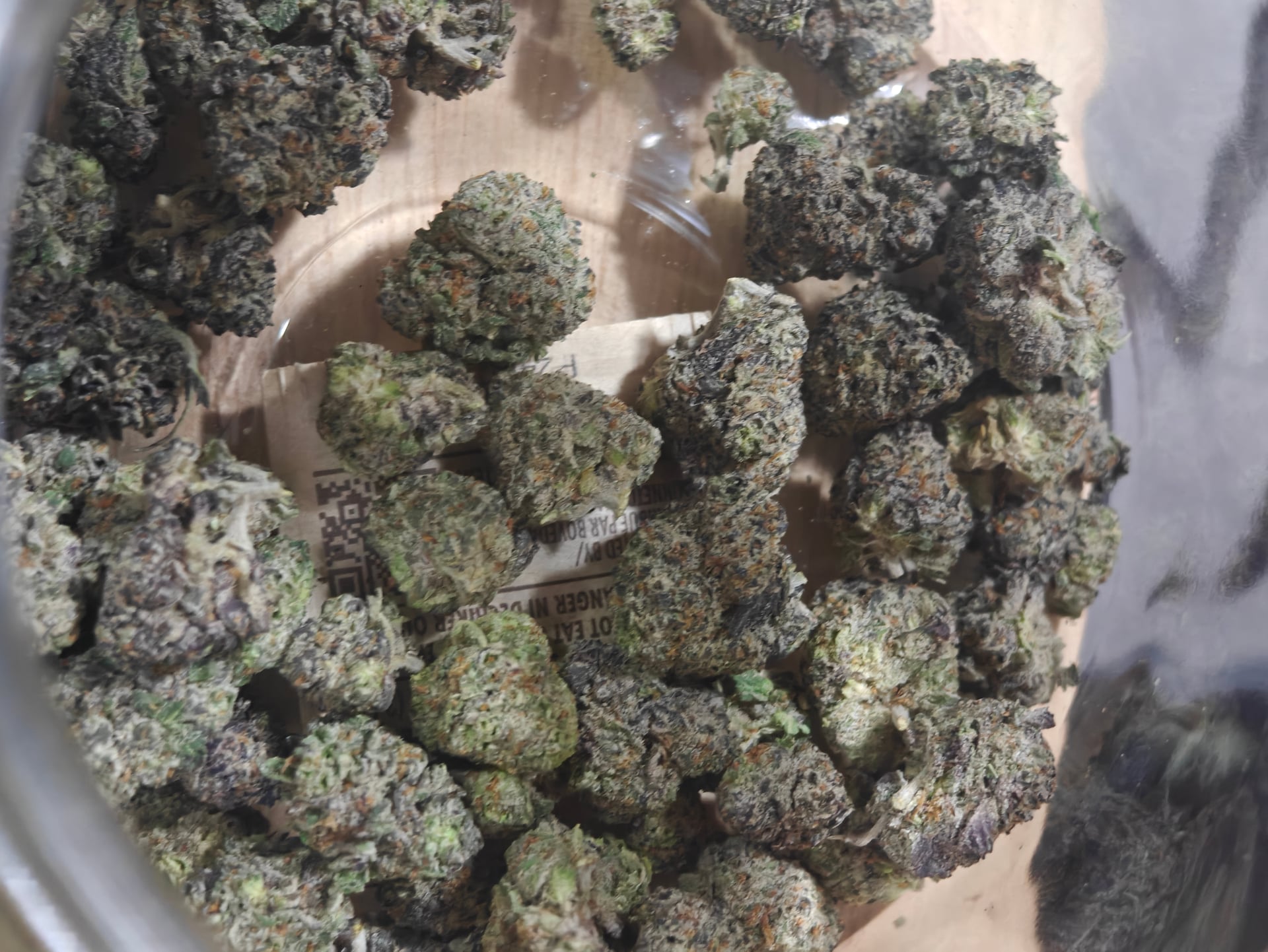 Weed Pearl
