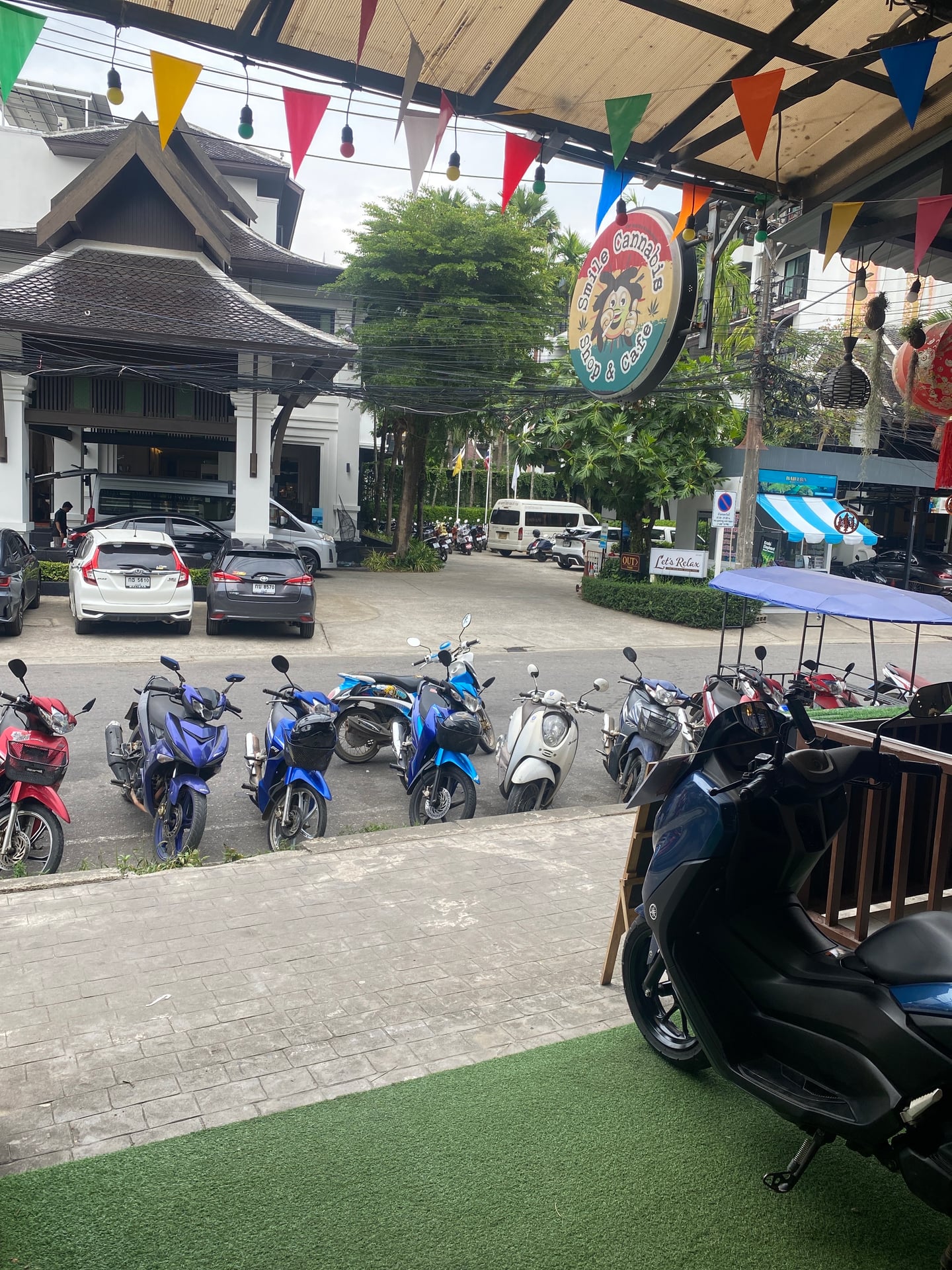 Cannabis Dispensary Cafe