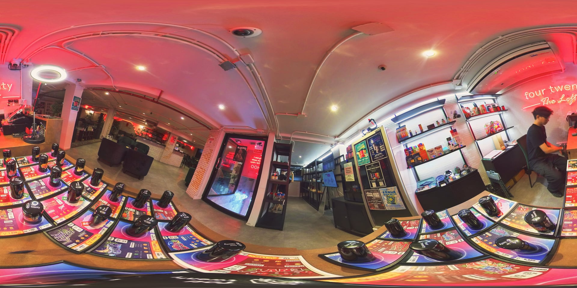 Four Twenty Dispensary - The Loft Sukhumvit