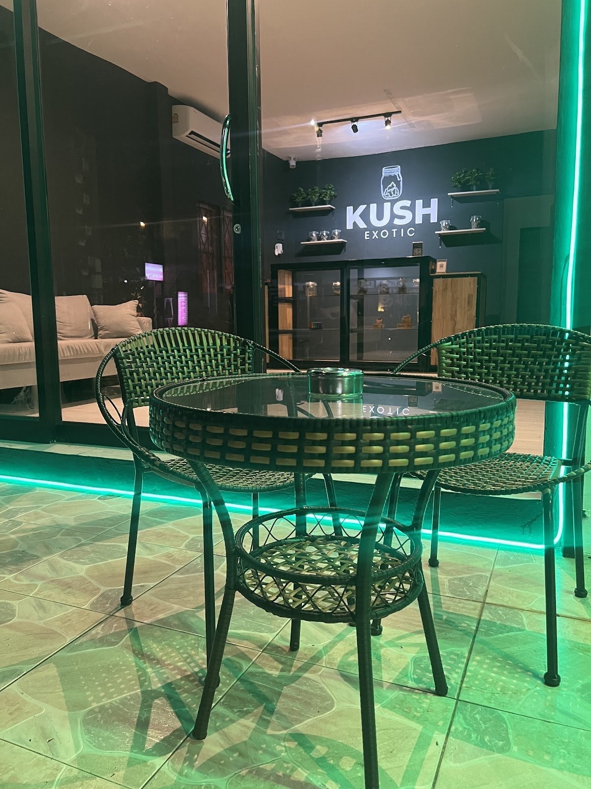 Kush Exotic - Cannabis Store & Lounge