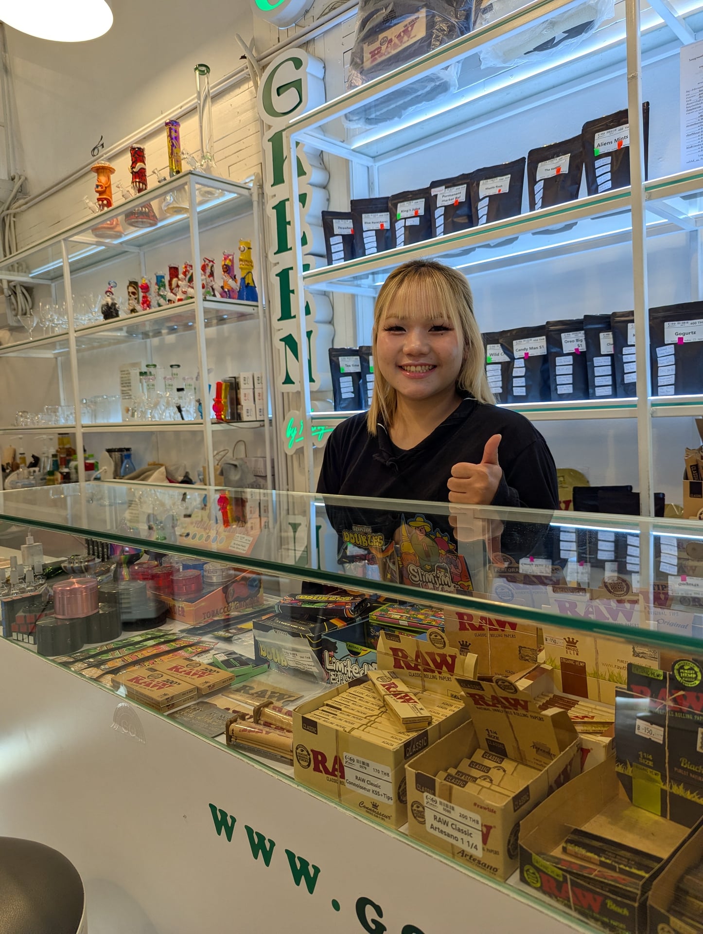 GoGreen By Kanya - Weed Shop Dispensary & Cannabis Nimman Soi