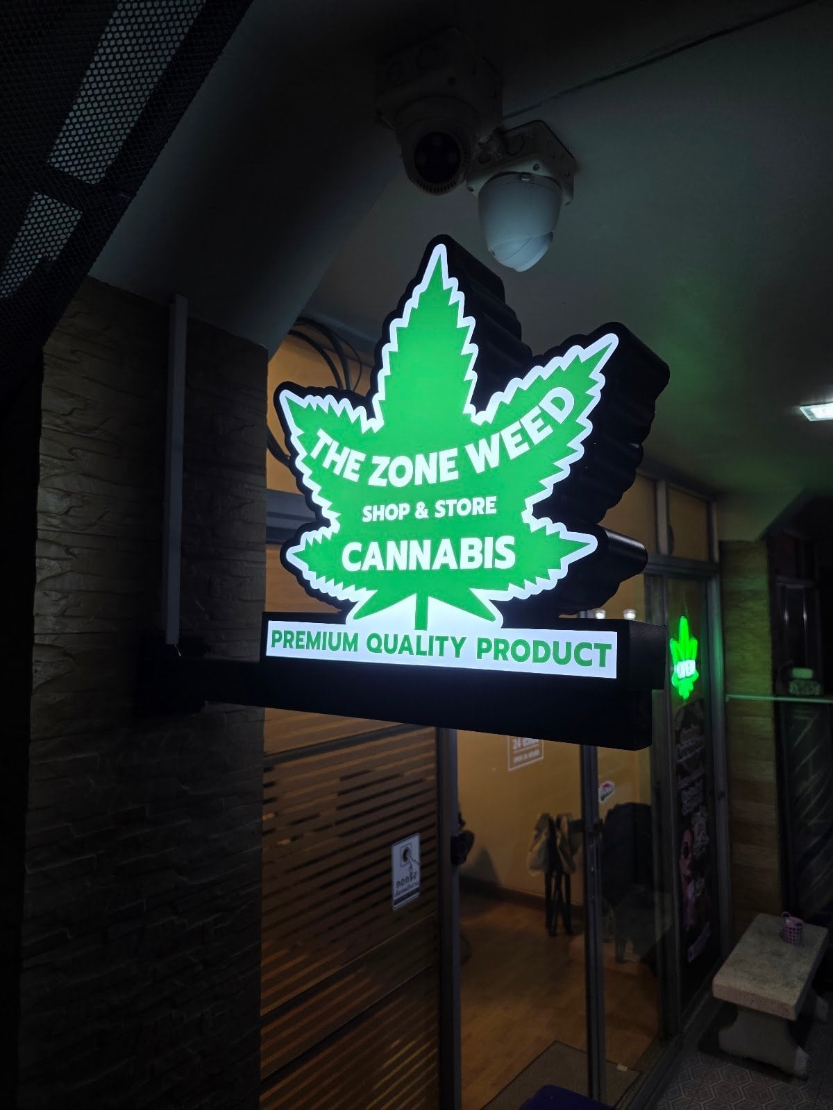 Thezoneweed