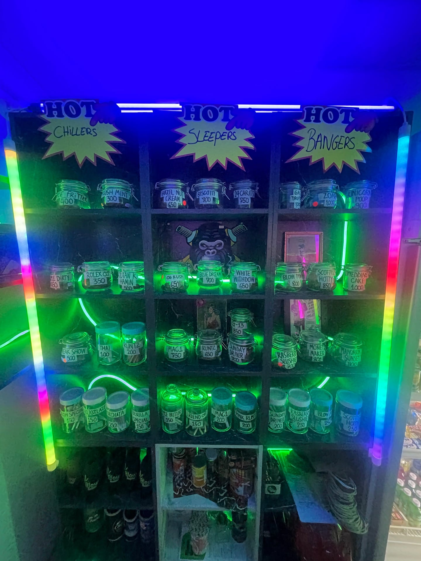 Blow Green Leaf: Premium Cannabis Coffeeshop Patong Phuket THAILANDE