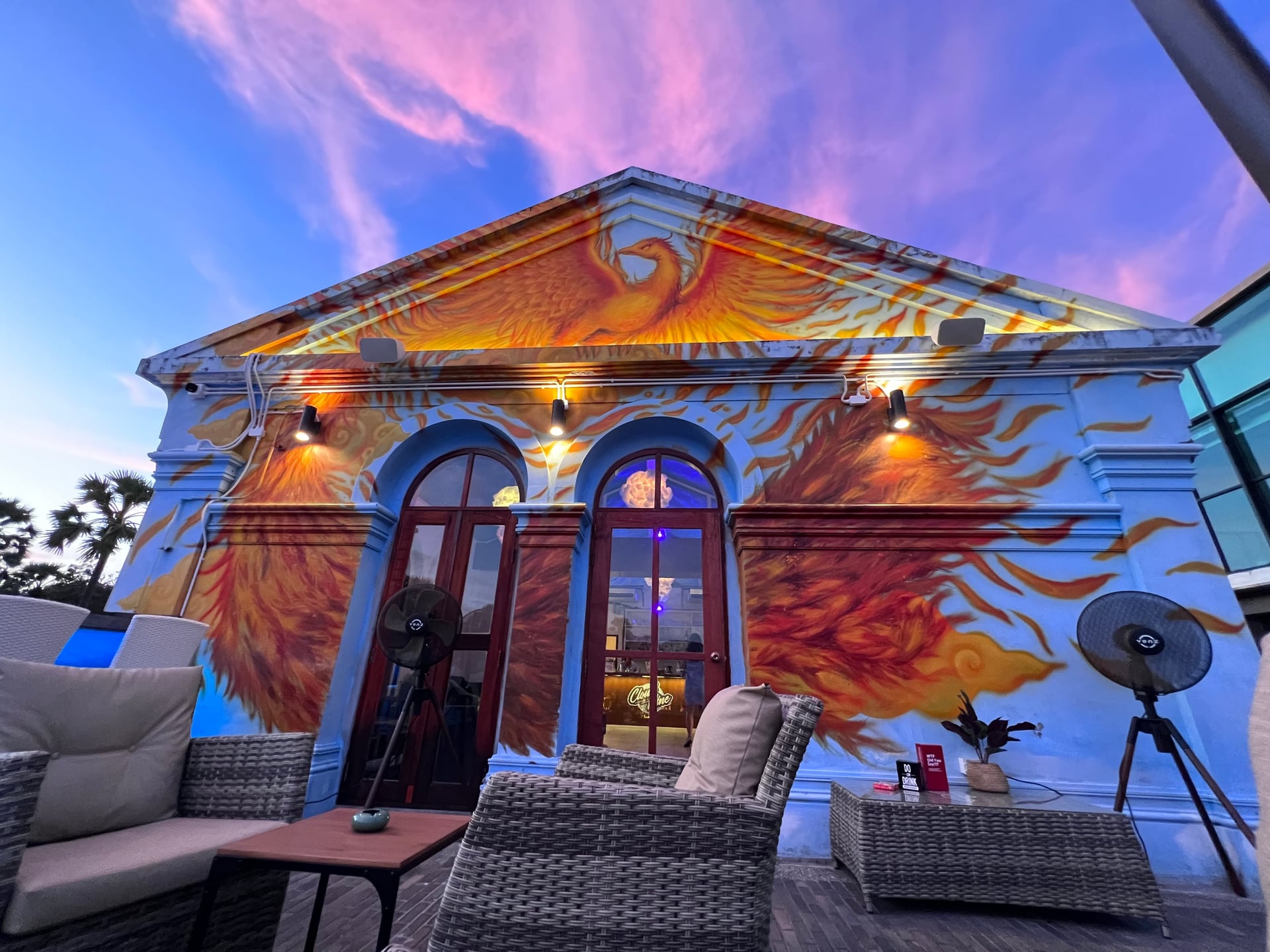 Cloud Nine Phuket - Bar & Lounge