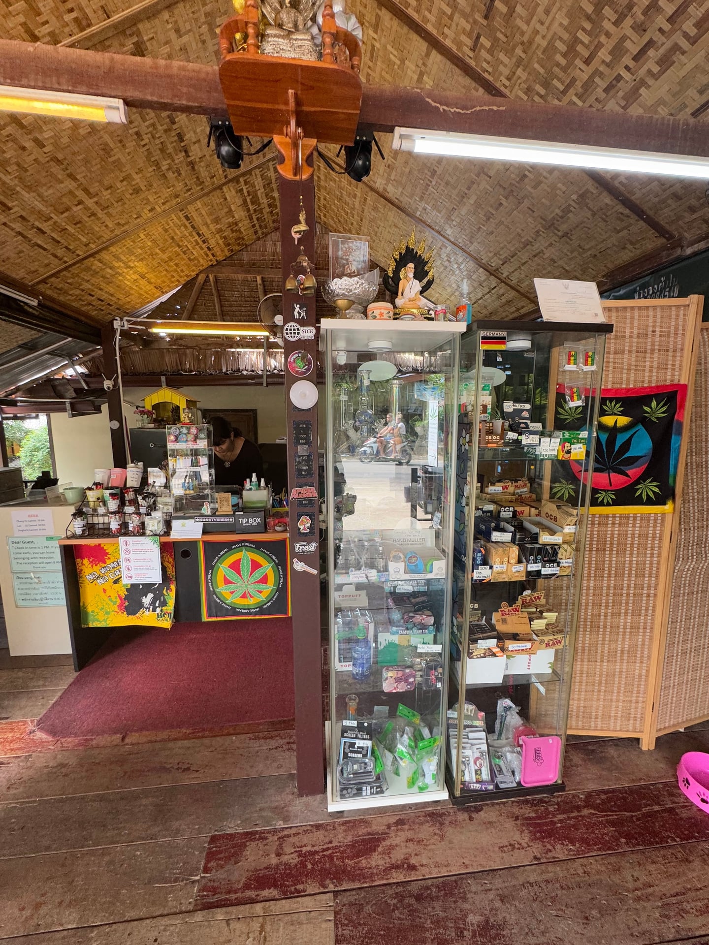 Jungle Garden Cannabis Dispensary Bailan