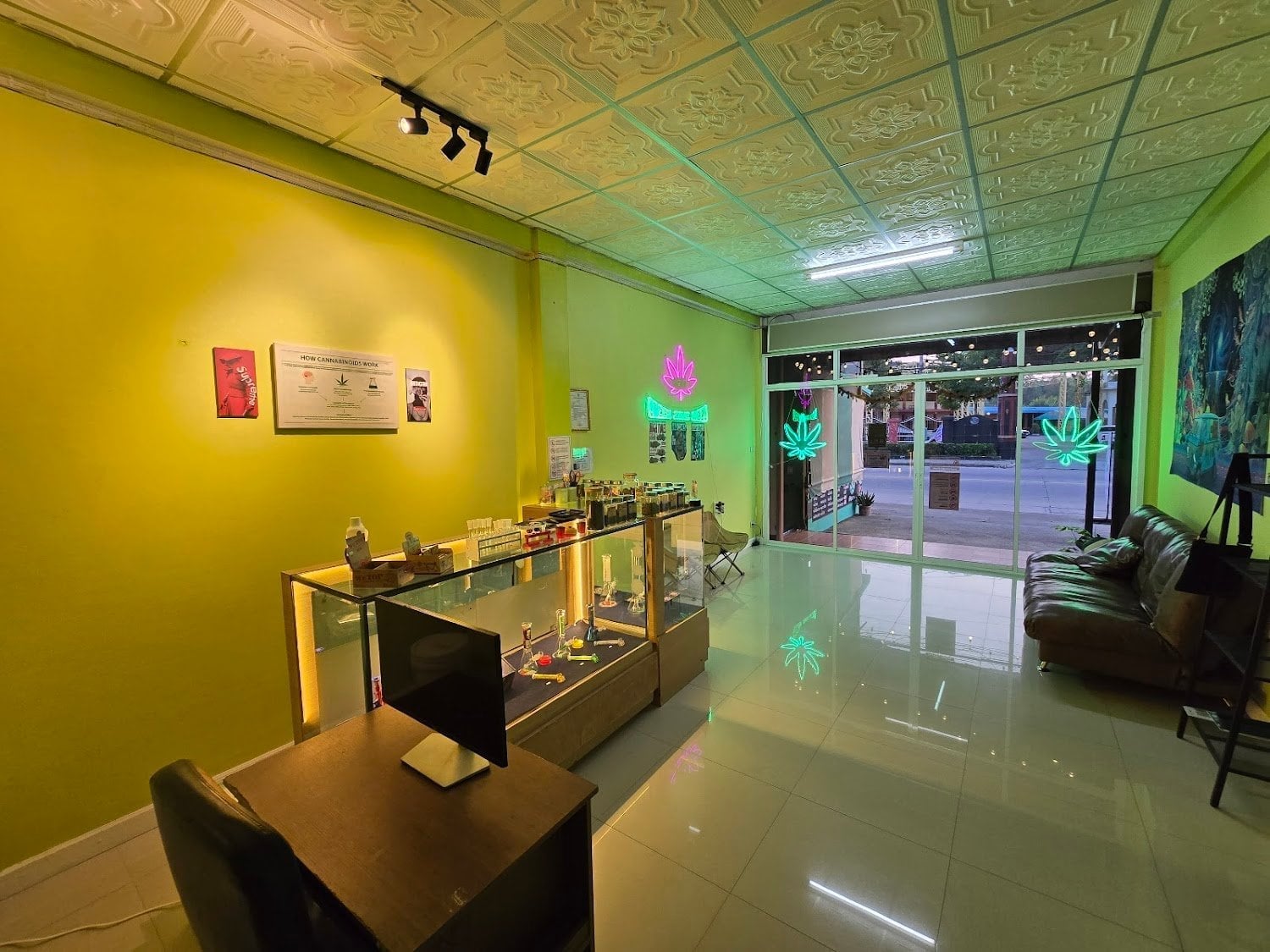 Green Zone Weed Koh Pho