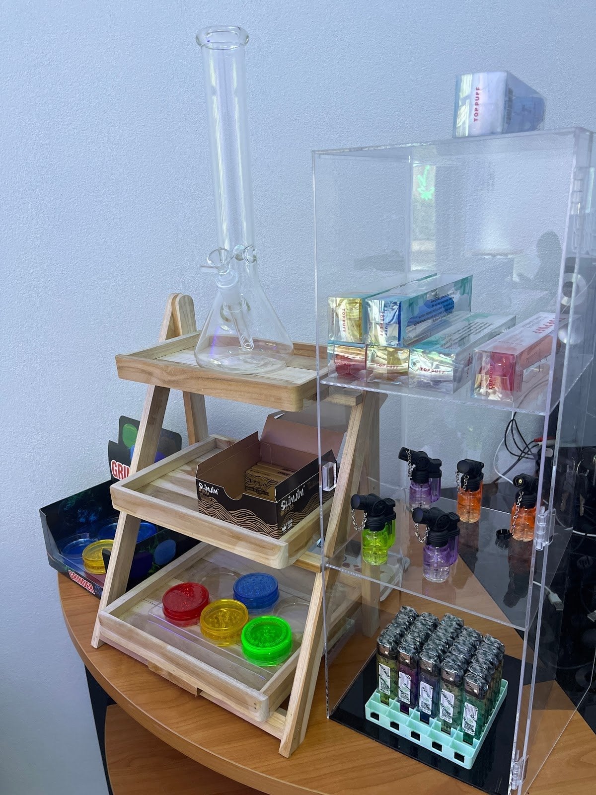 Weed Me Cannabis Shop CNX
