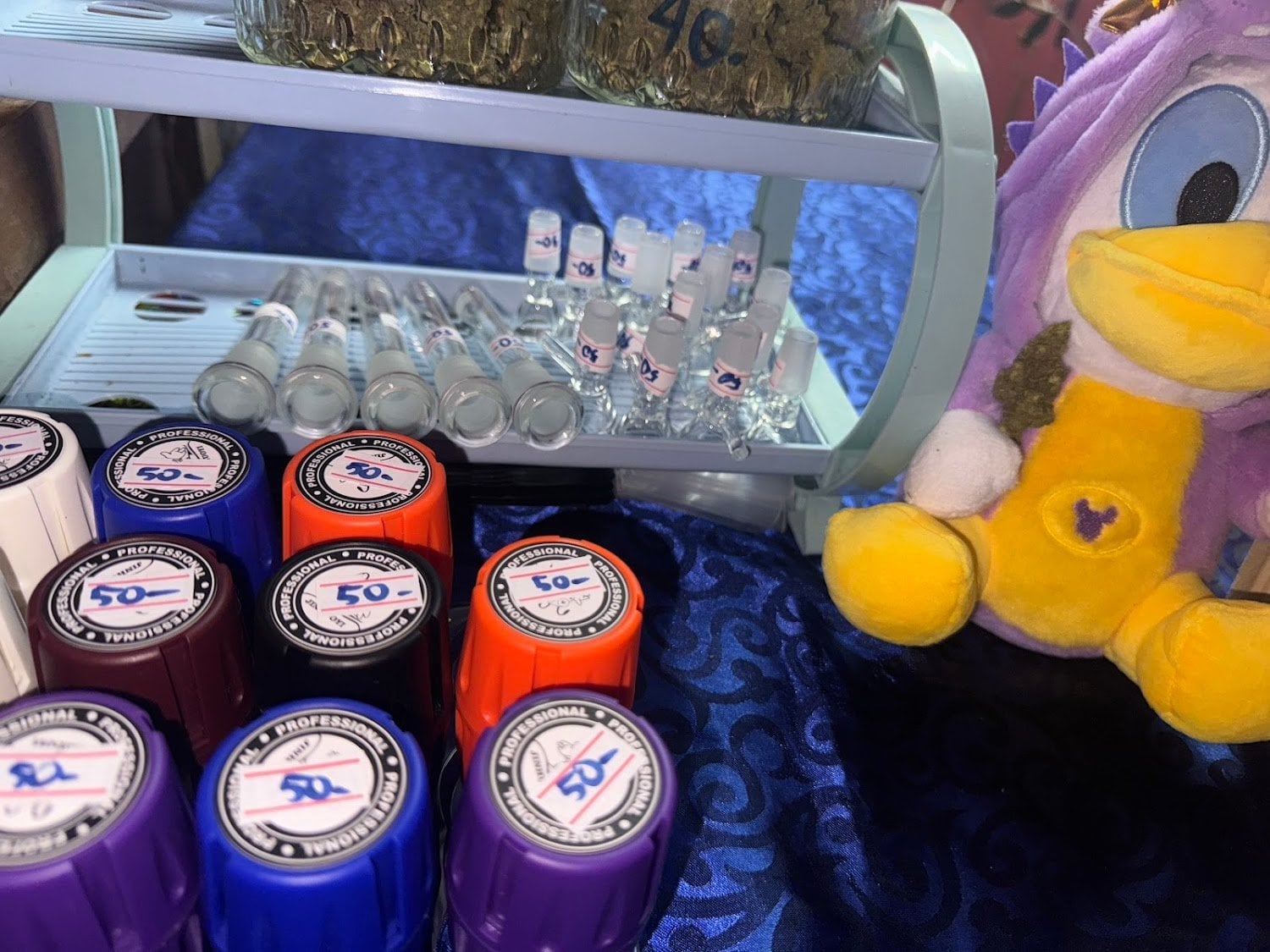 Shop Cannabiz