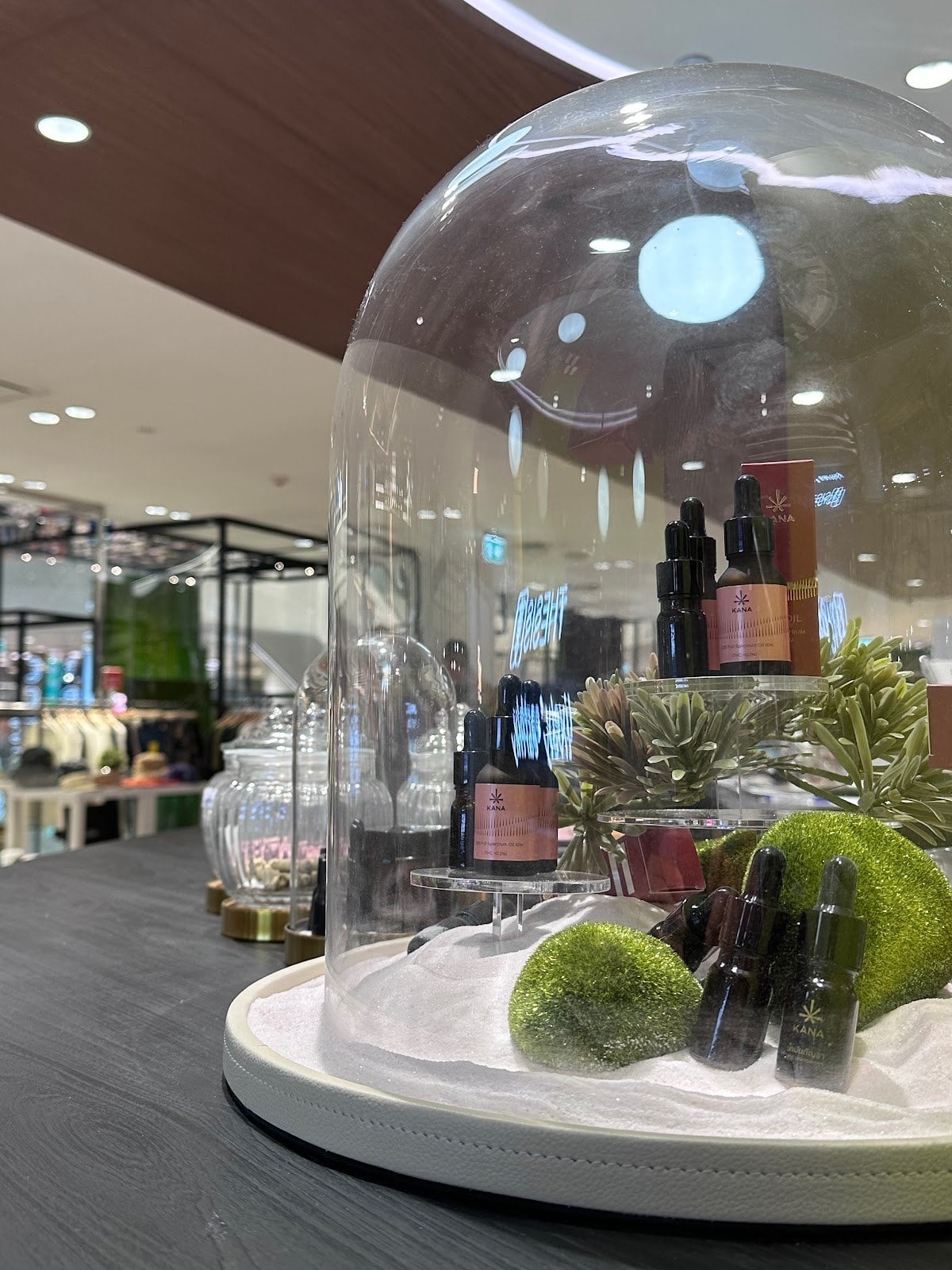 KANA PURE Dispensary At Siam Discovery