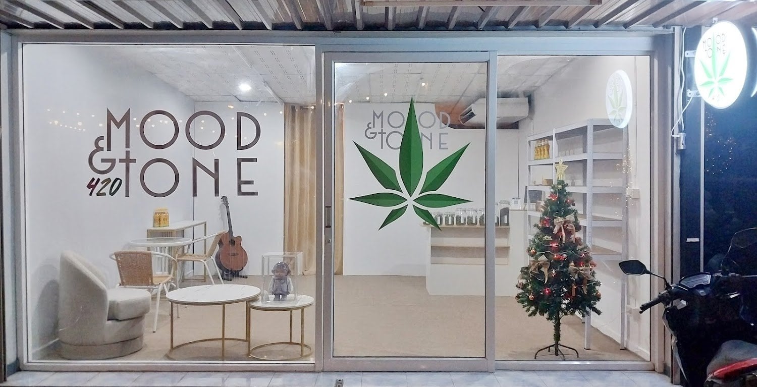 Mood & Tone420 Cannabis Shop × Sativa