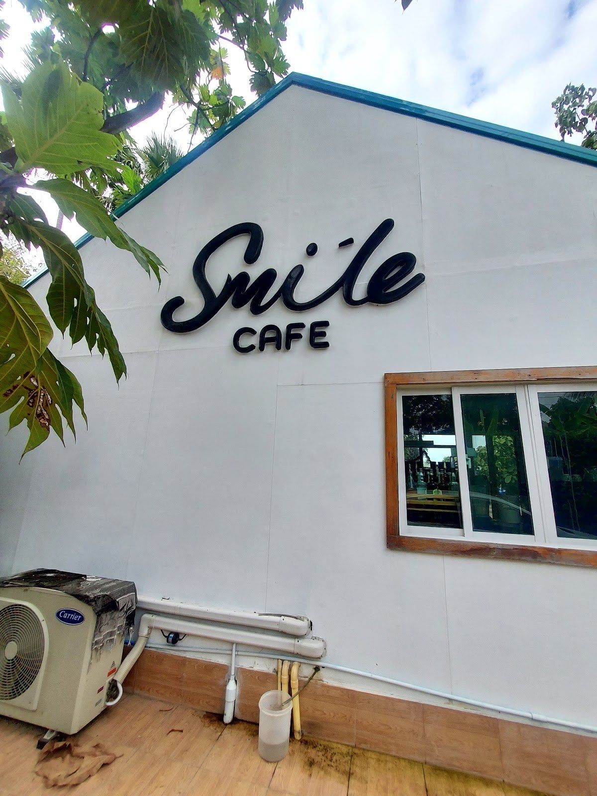 Smile Cafe Banpong