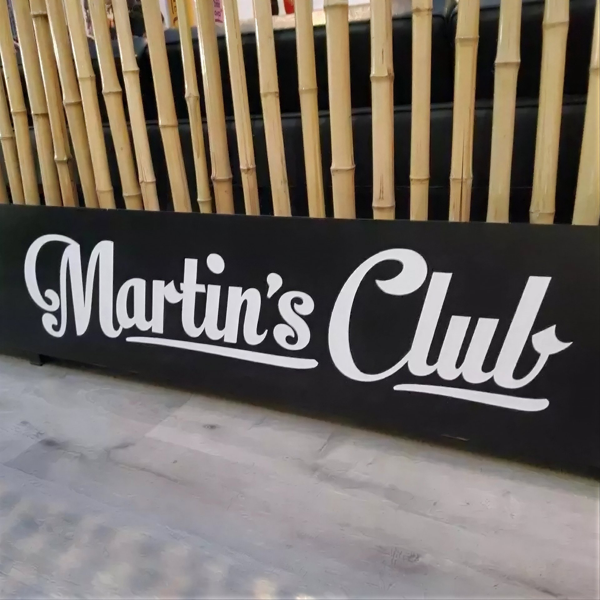 Martins Clubs logo