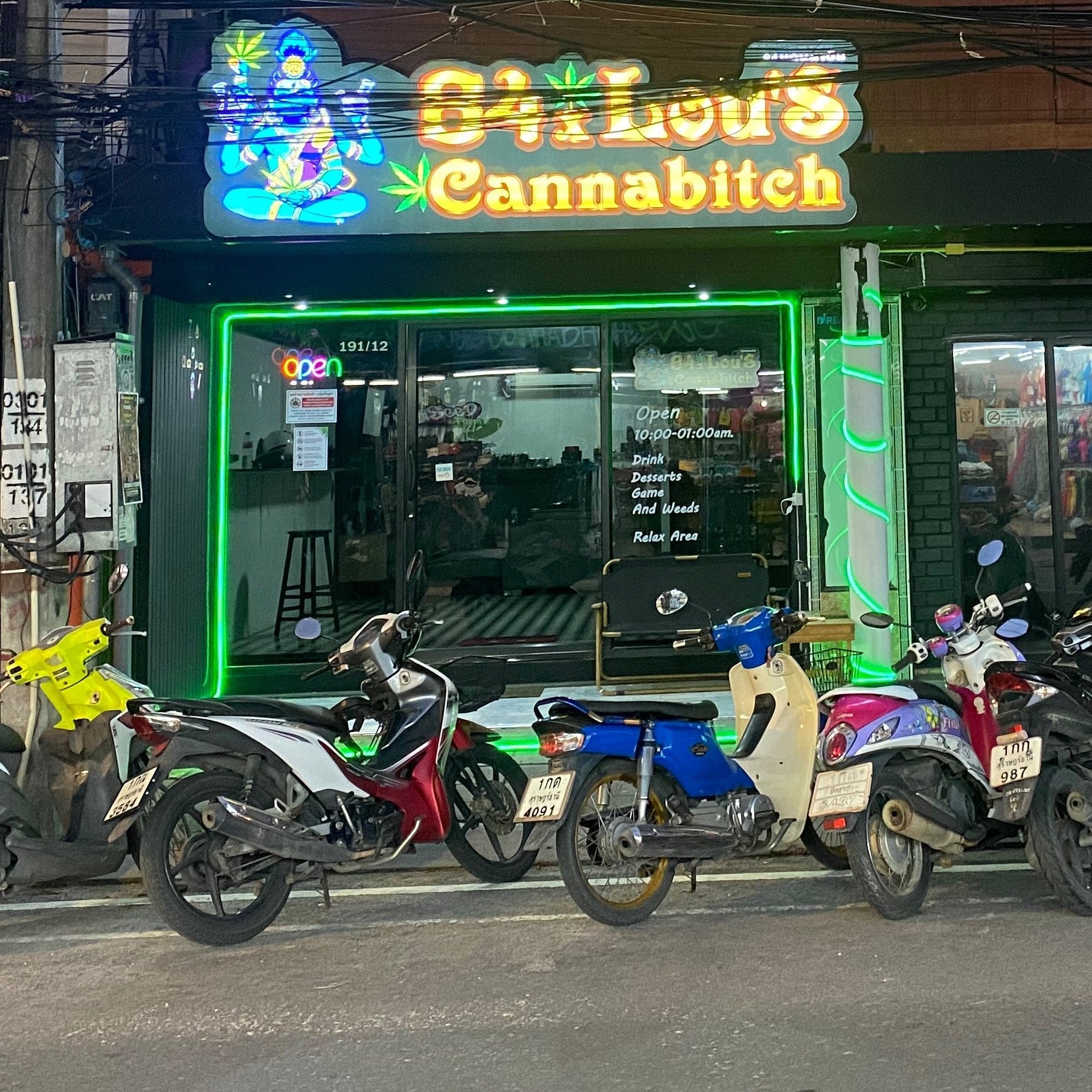 84xLou's Cannabis Shop Hiphop & Trap