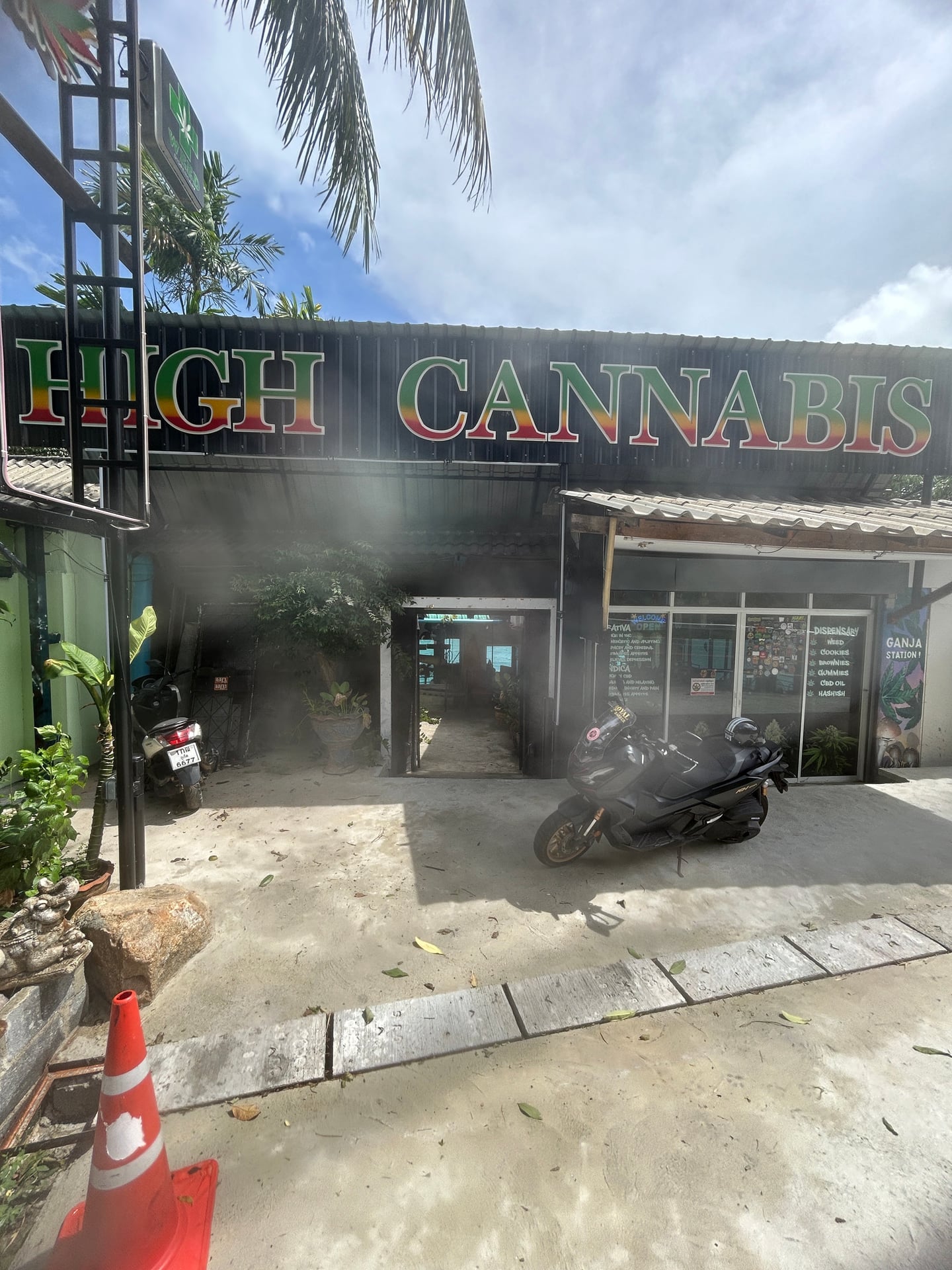 High Cannabis Nakalay