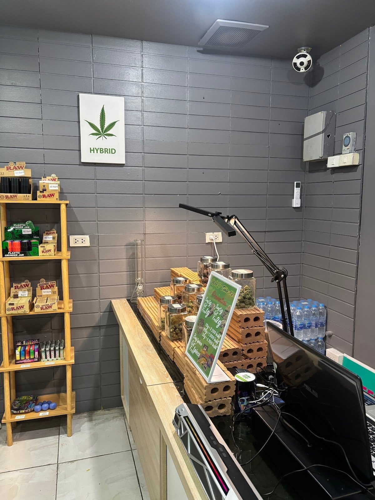 Weed Time420 Cannabis Shop Dispensary Marijuanas