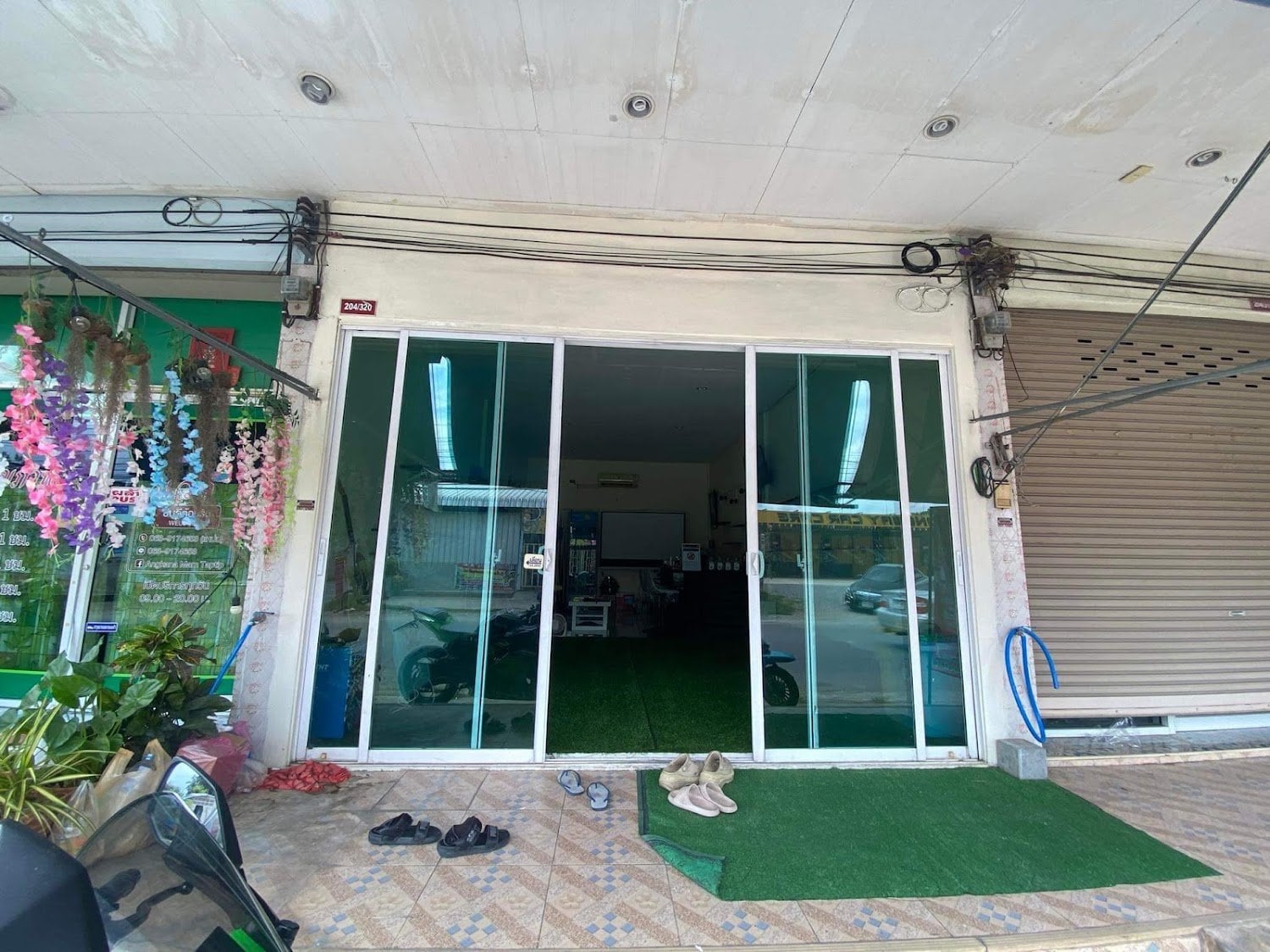 The Moon Cannabis Shop Kanjanaburi