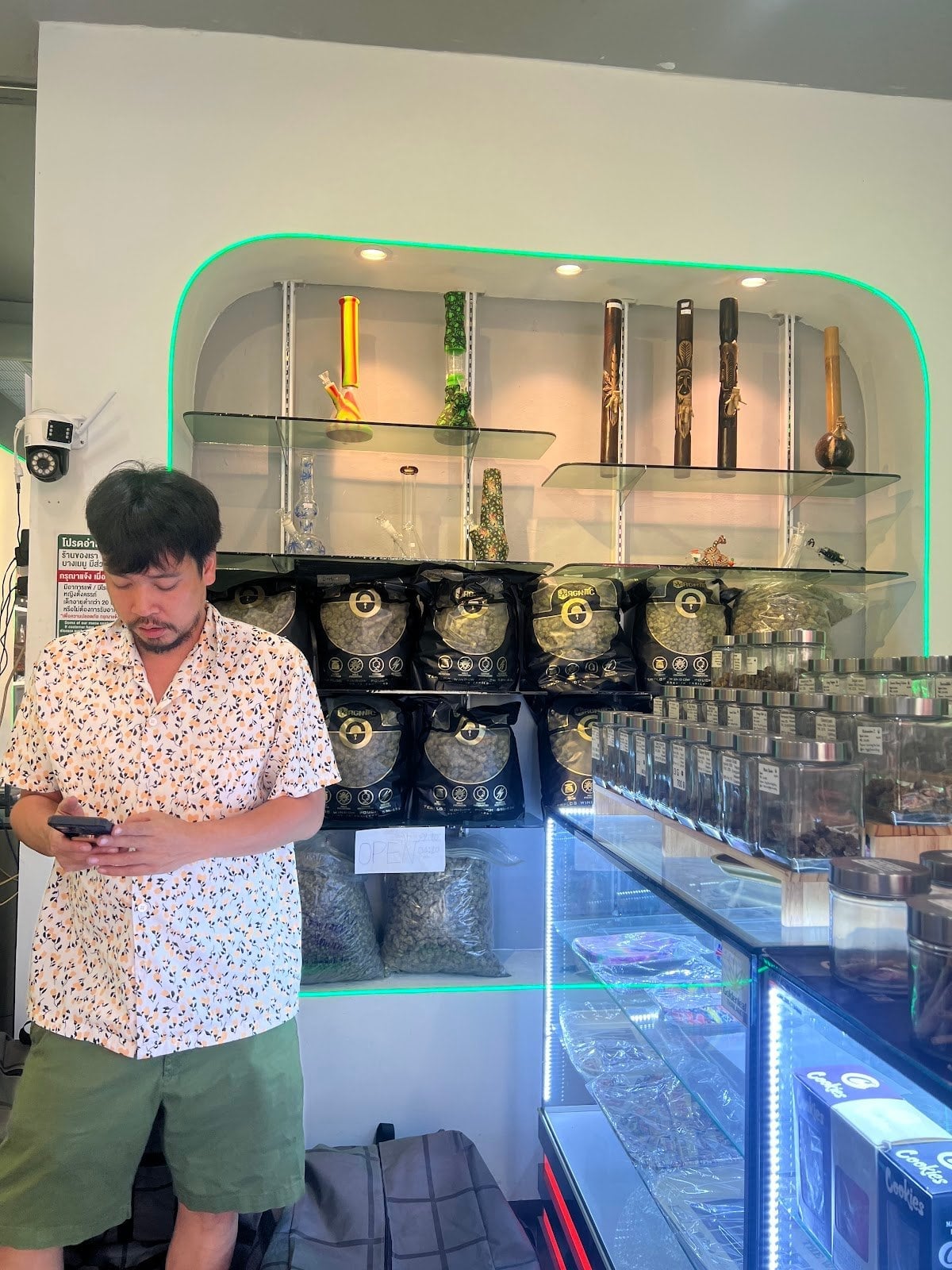 Cannabis Golden Leaf Pattaya