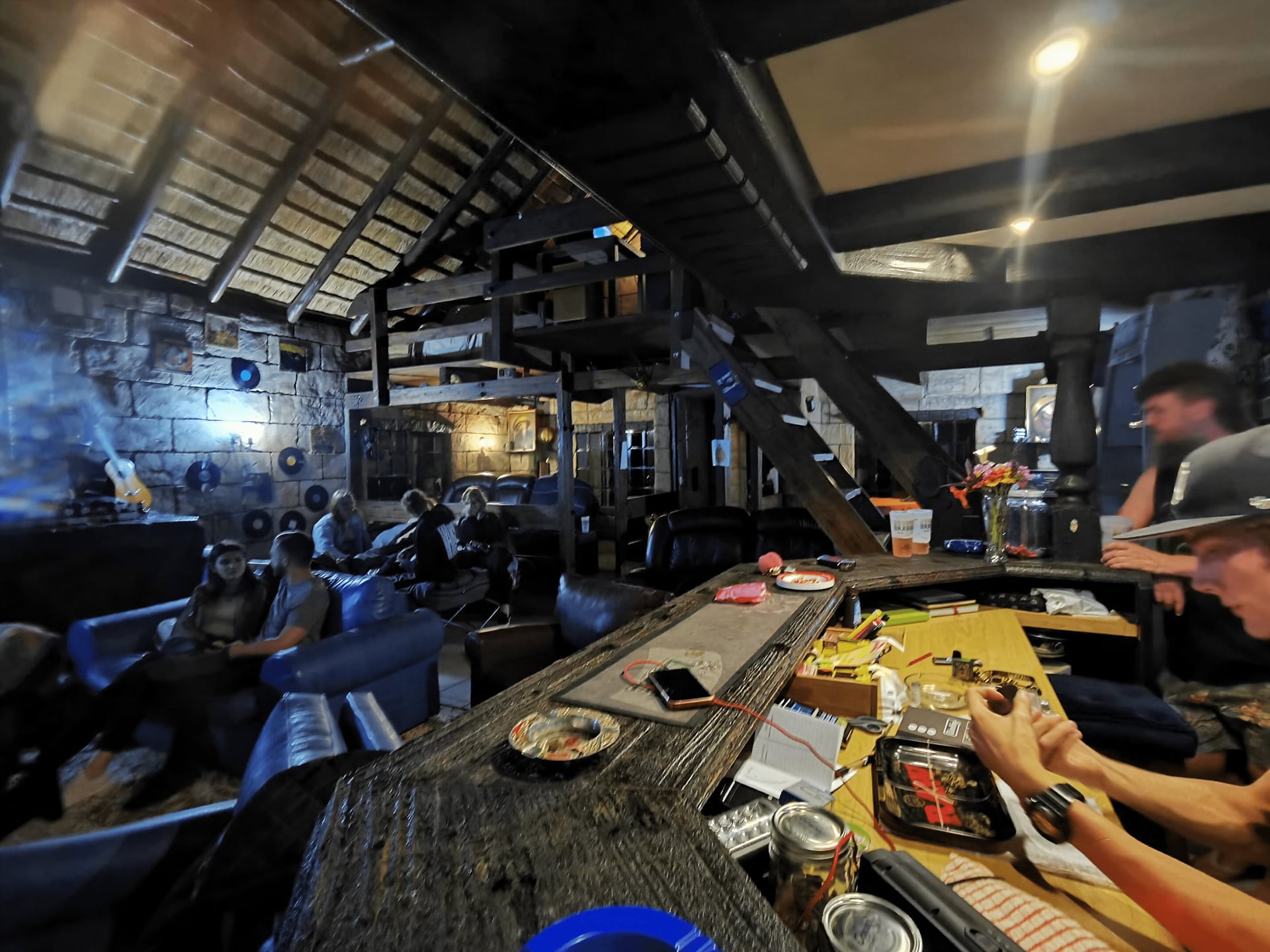 BudRock Cafe