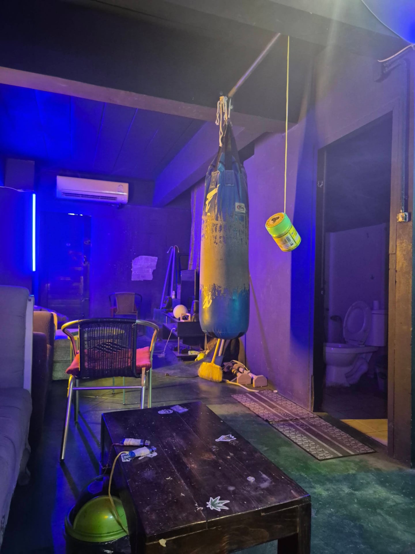 Space Farm San Kamphaeng - Weed Shop Cannabis Dispensary C A Hàng C N Sa
