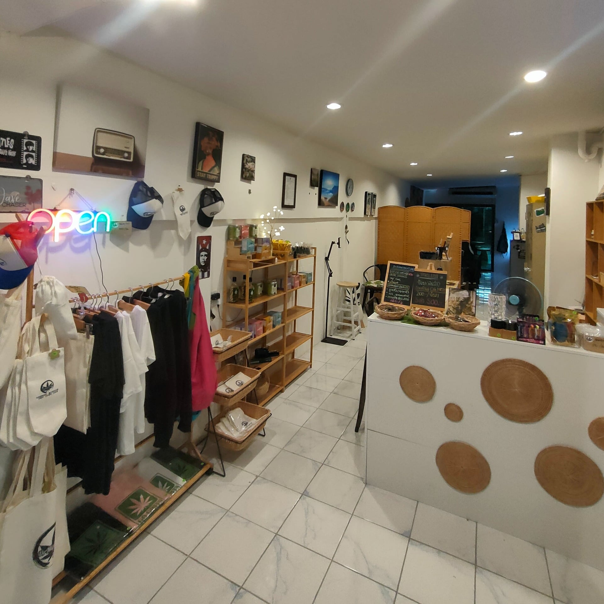 Dr.Highthai Cafe