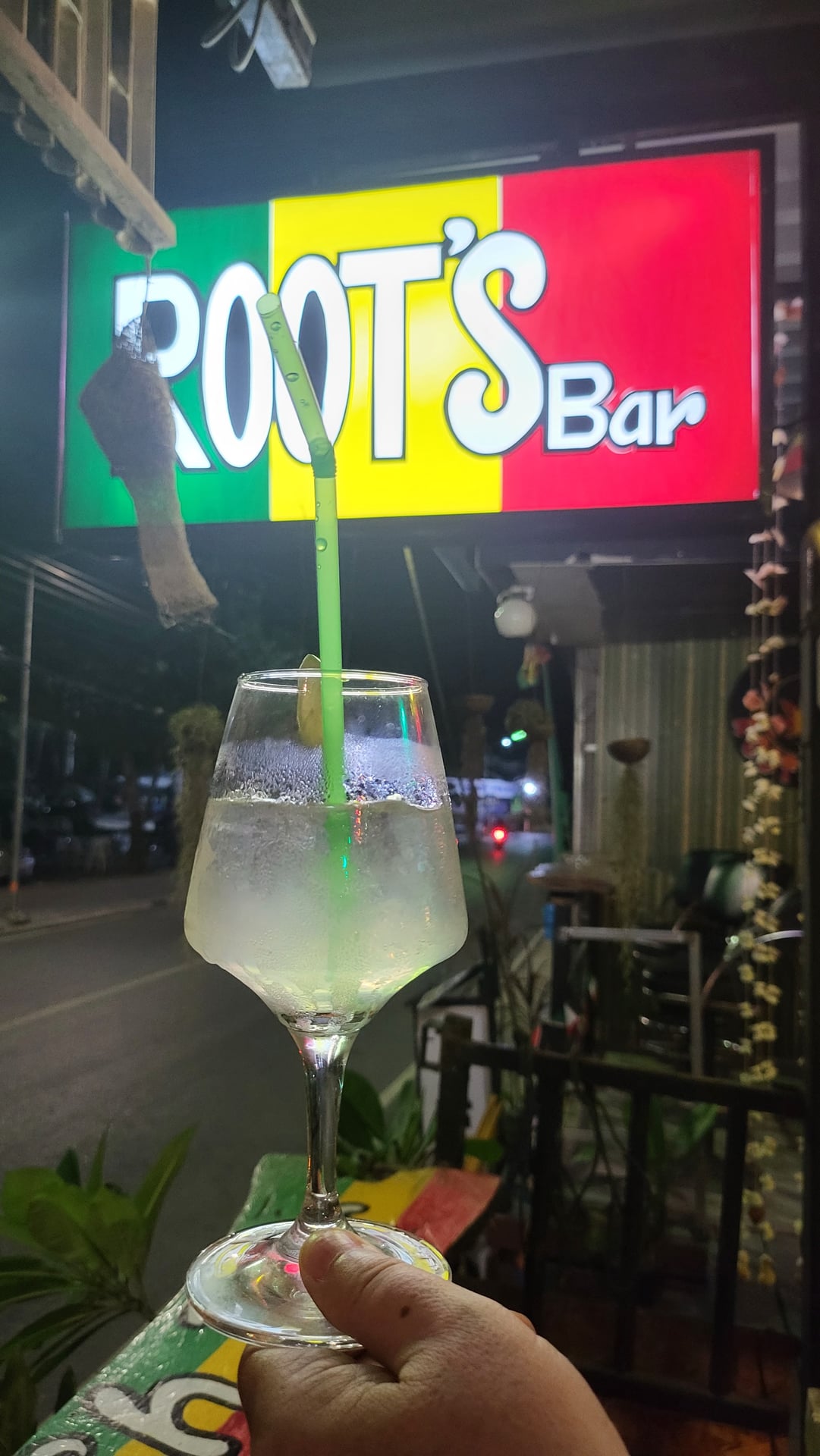 Roots Bar Kamala Beach