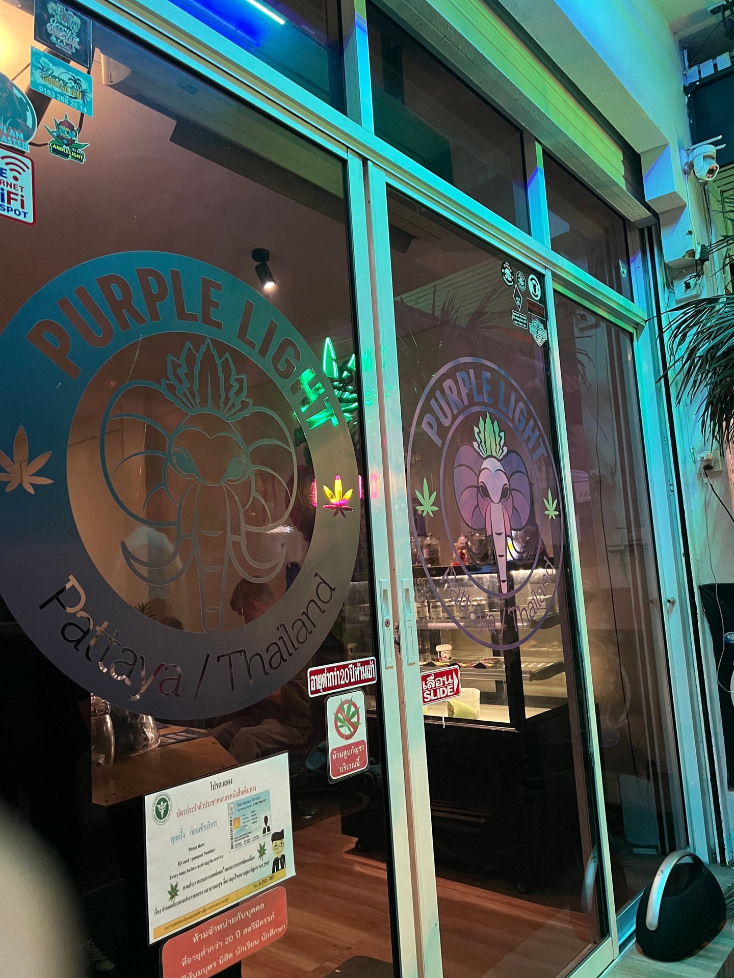 Purple Light & Weed Shop & Jomtien Weed