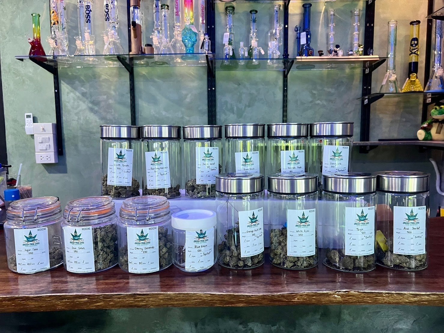 Green Frog Cafe